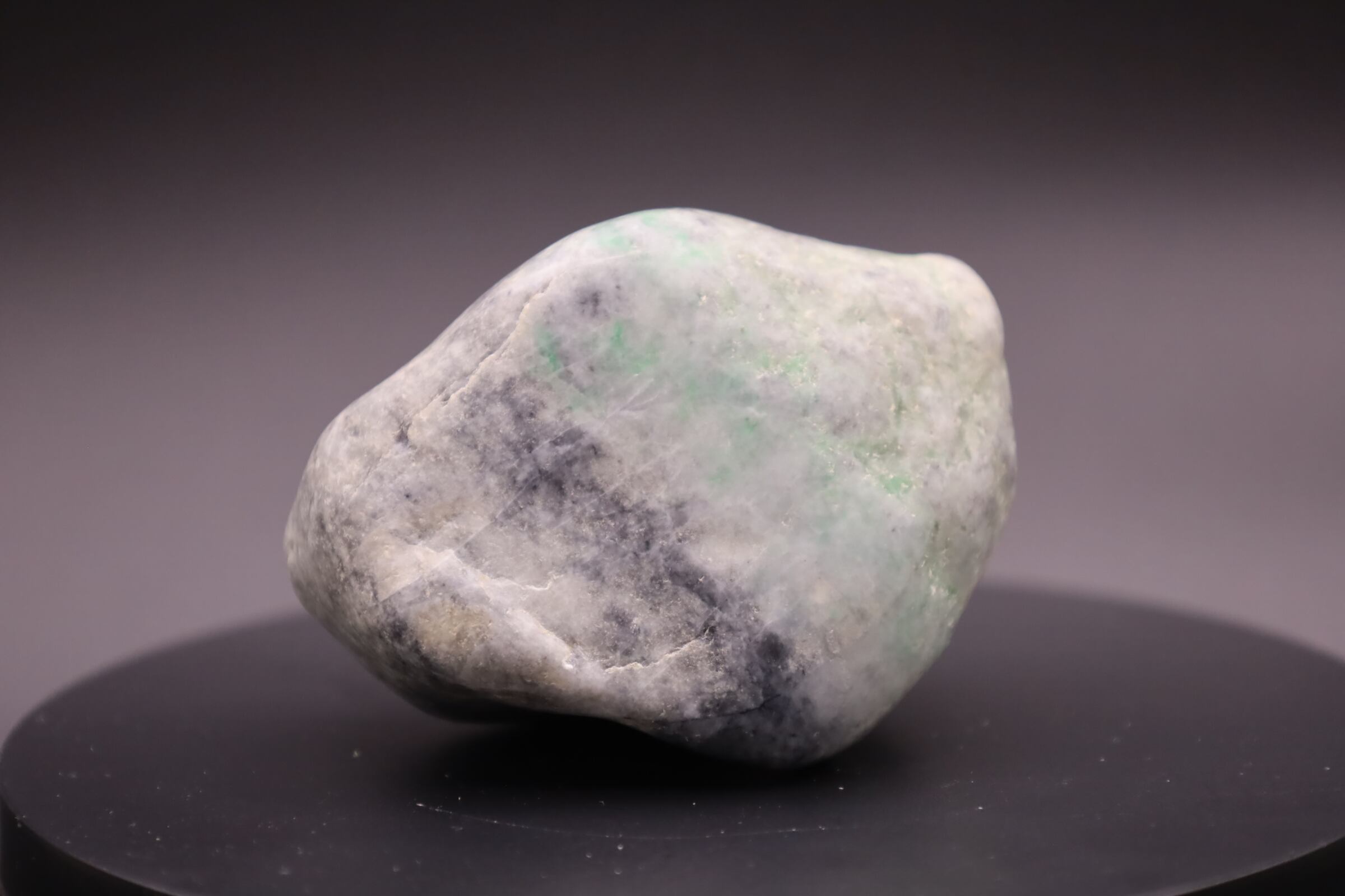糸魚川翡翠原石(ひすい ヒスイ Jadeite)商品コード：IJ260334 | ゆのうさや