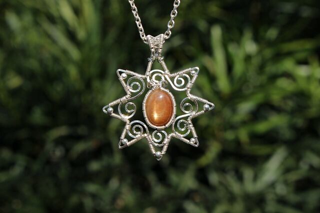 Sunstone silver925 wirewrapping sun pendant