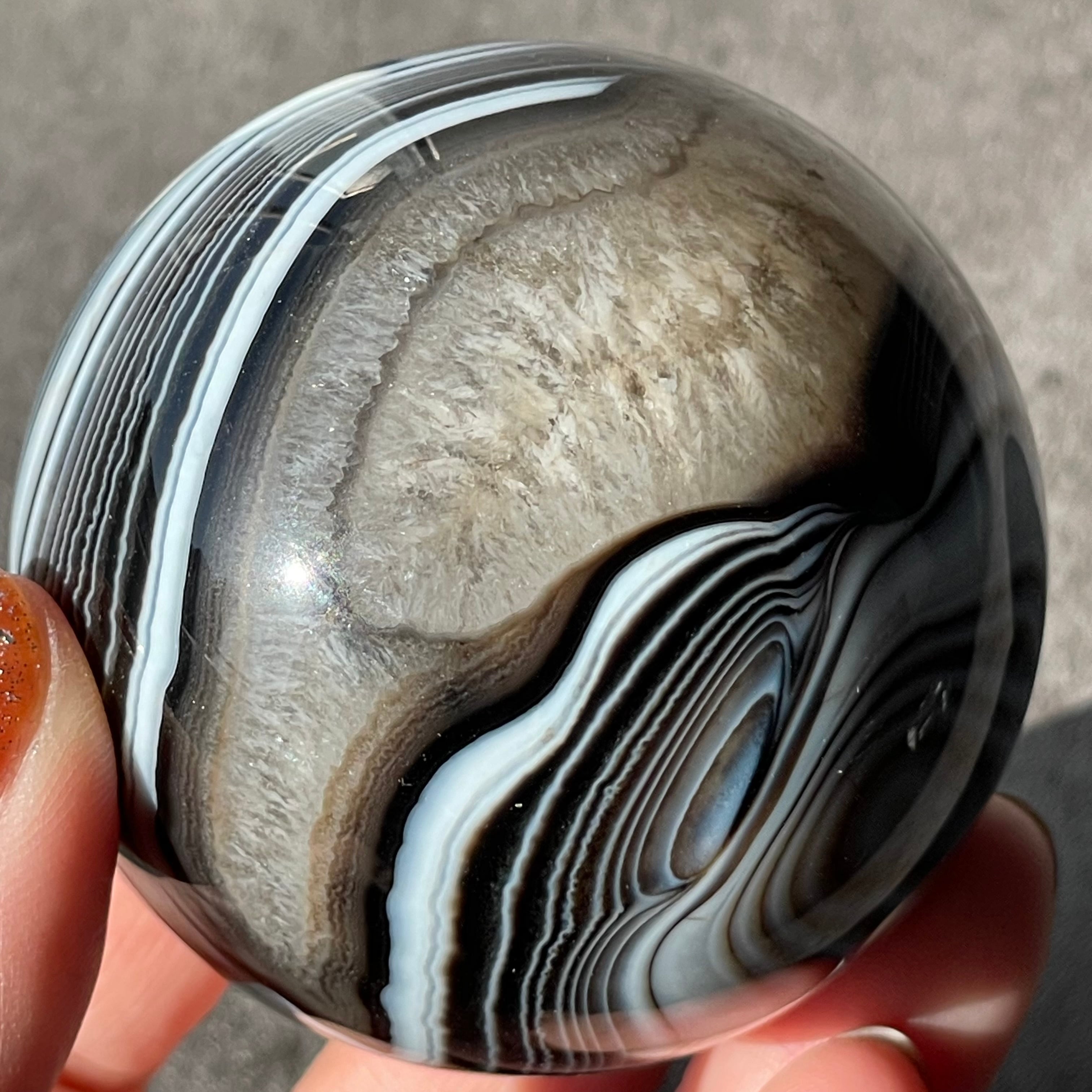 マダガスカル産♦︎Sardonyx サードニクス|Sphere スフィア|天然石