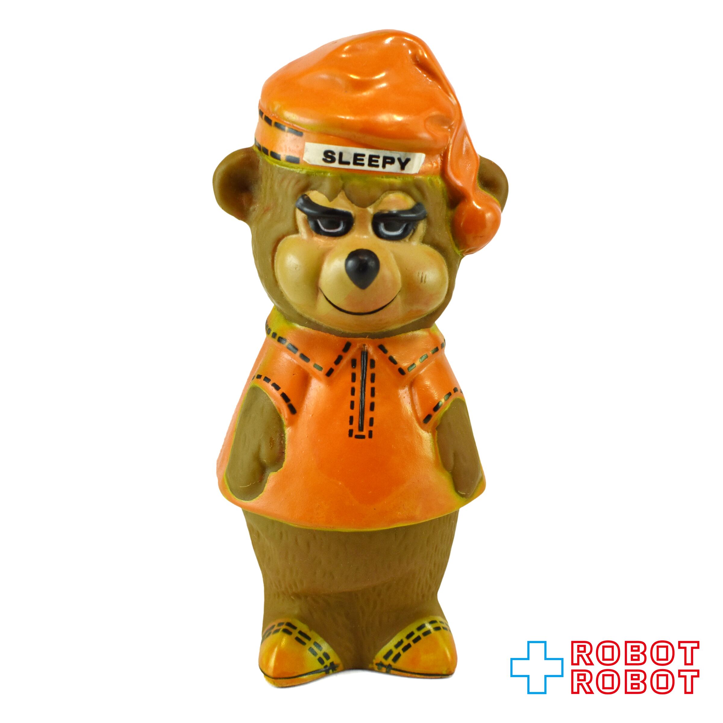 台湾 SMG Taipei POP UP限定 BG BEAR ソフビフィギュア トラベルロッジ スリーピーベア ソフビフィギュア 台湾 | ROBOTROBOT