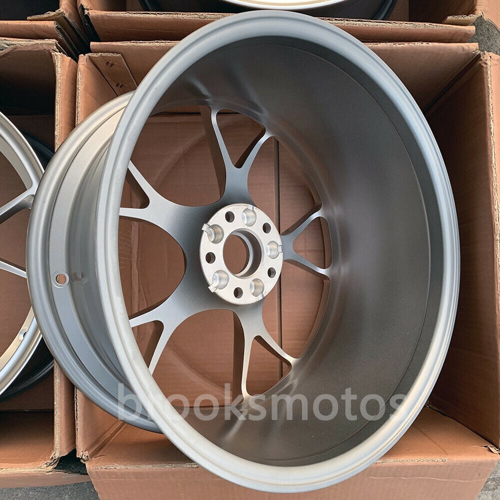 アルファロメオ ジュリア 19インチ 鍛造 ホイール 19x8 19x9 ハイパー