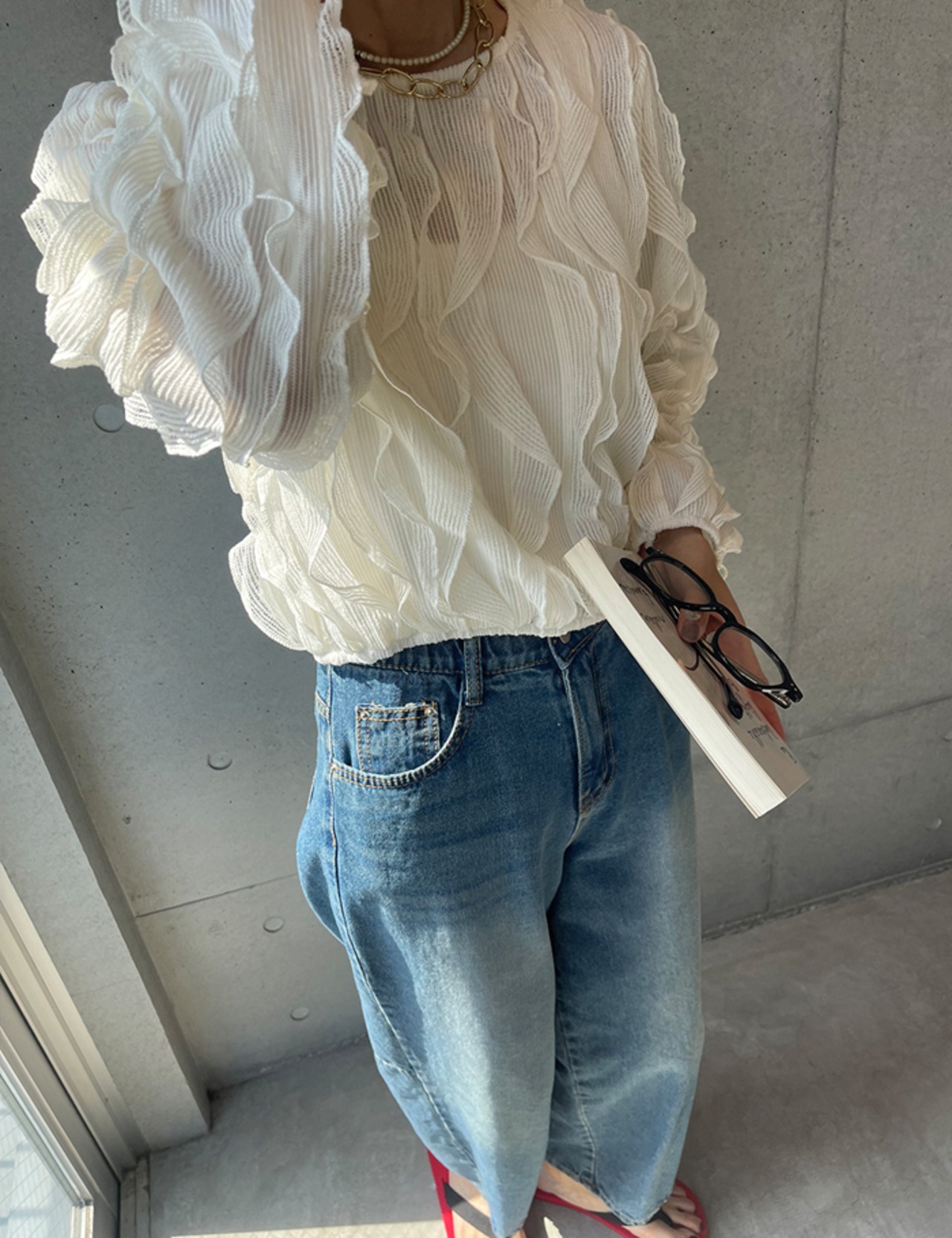 【25aw】Feminine Frill Blouse_2colors