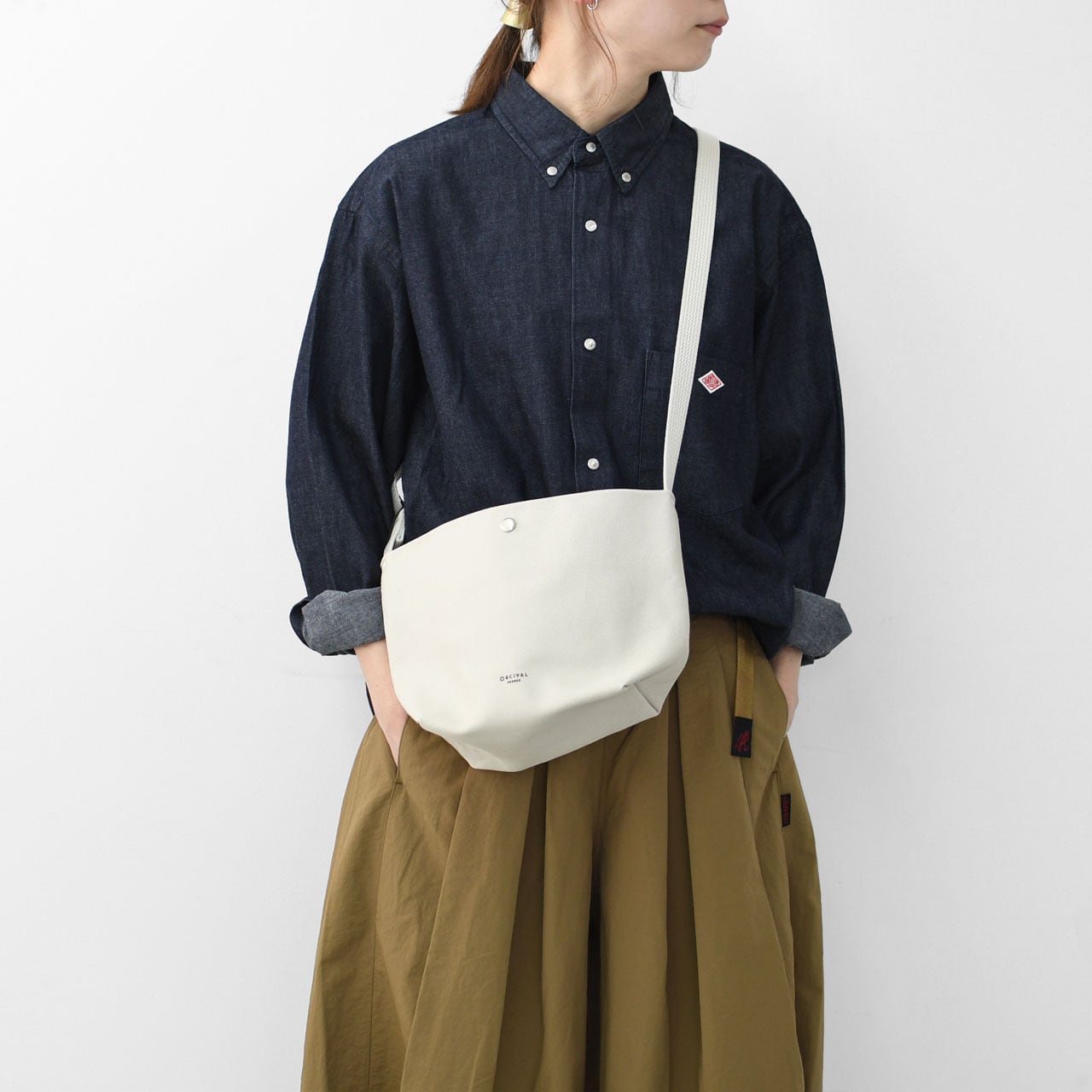 ORCIVAL[オーチバル・オーシバル] LIGHT CANVAS SHOULDER POUCH MEDIUM