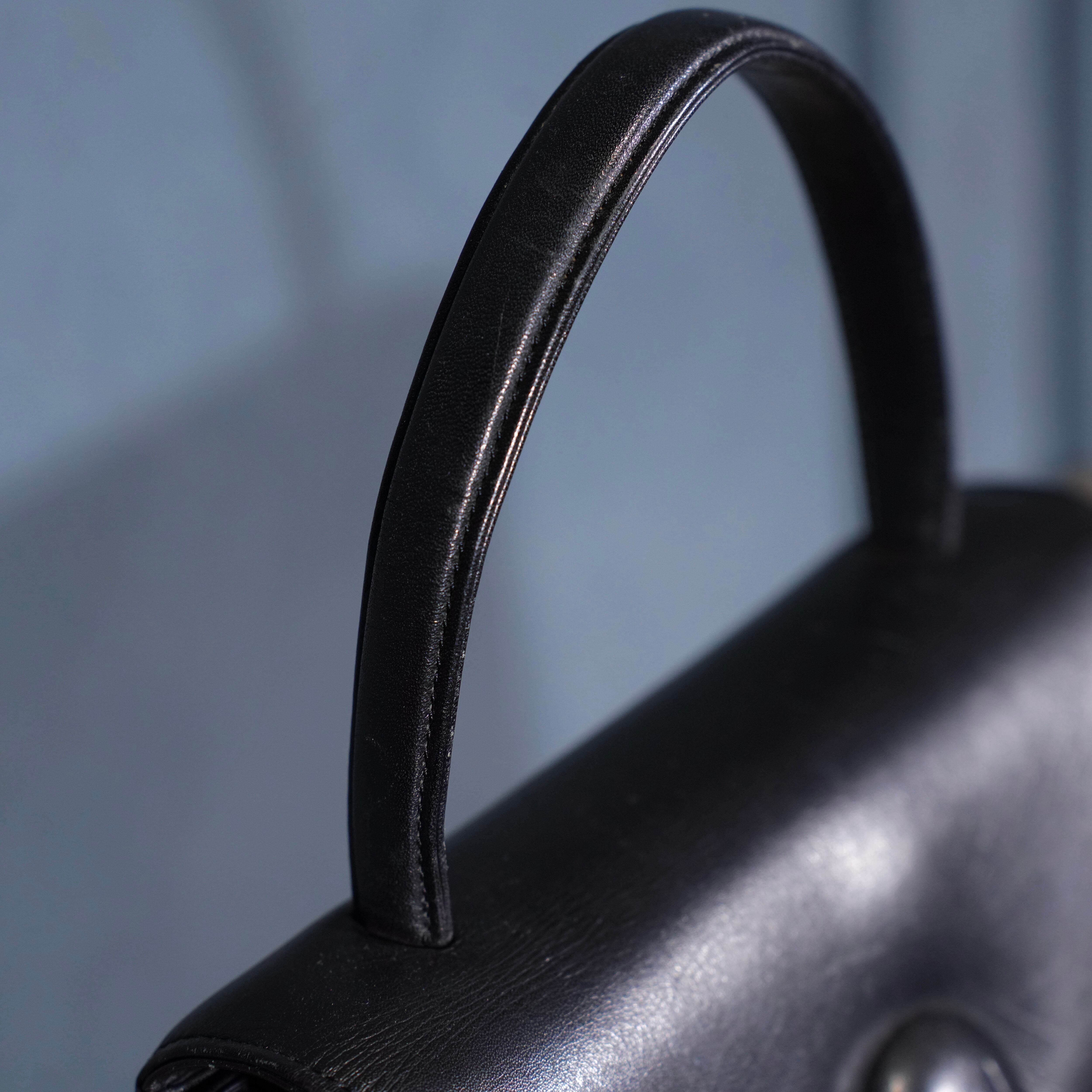 GIVENCHY LOGO DESIGN LEATHER HAND BAG/ジバンシィロゴデザインレザー
