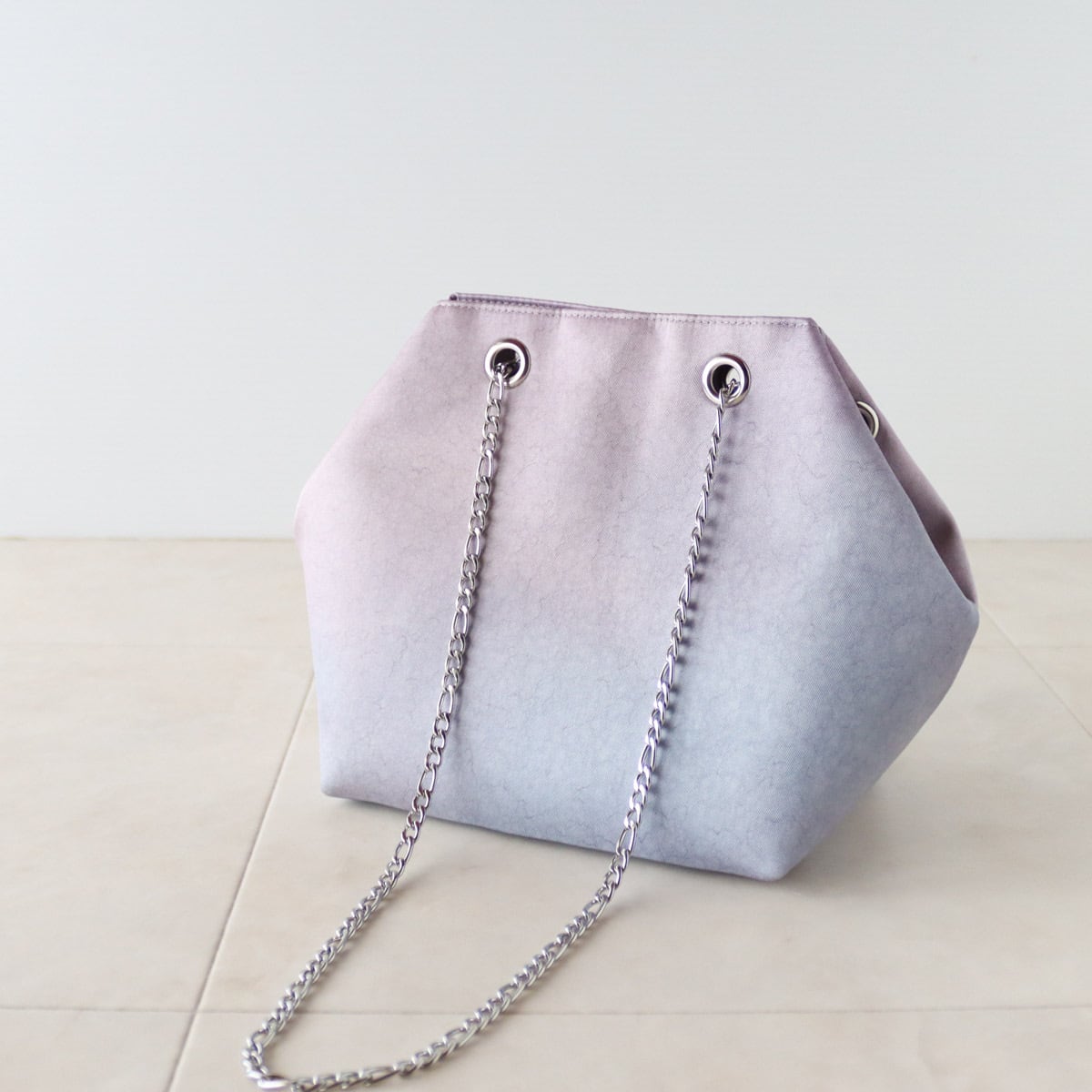 Bamboo Handle Bag 17/白葡萄と葉模様/帯リメイクバッグ | PAY ID