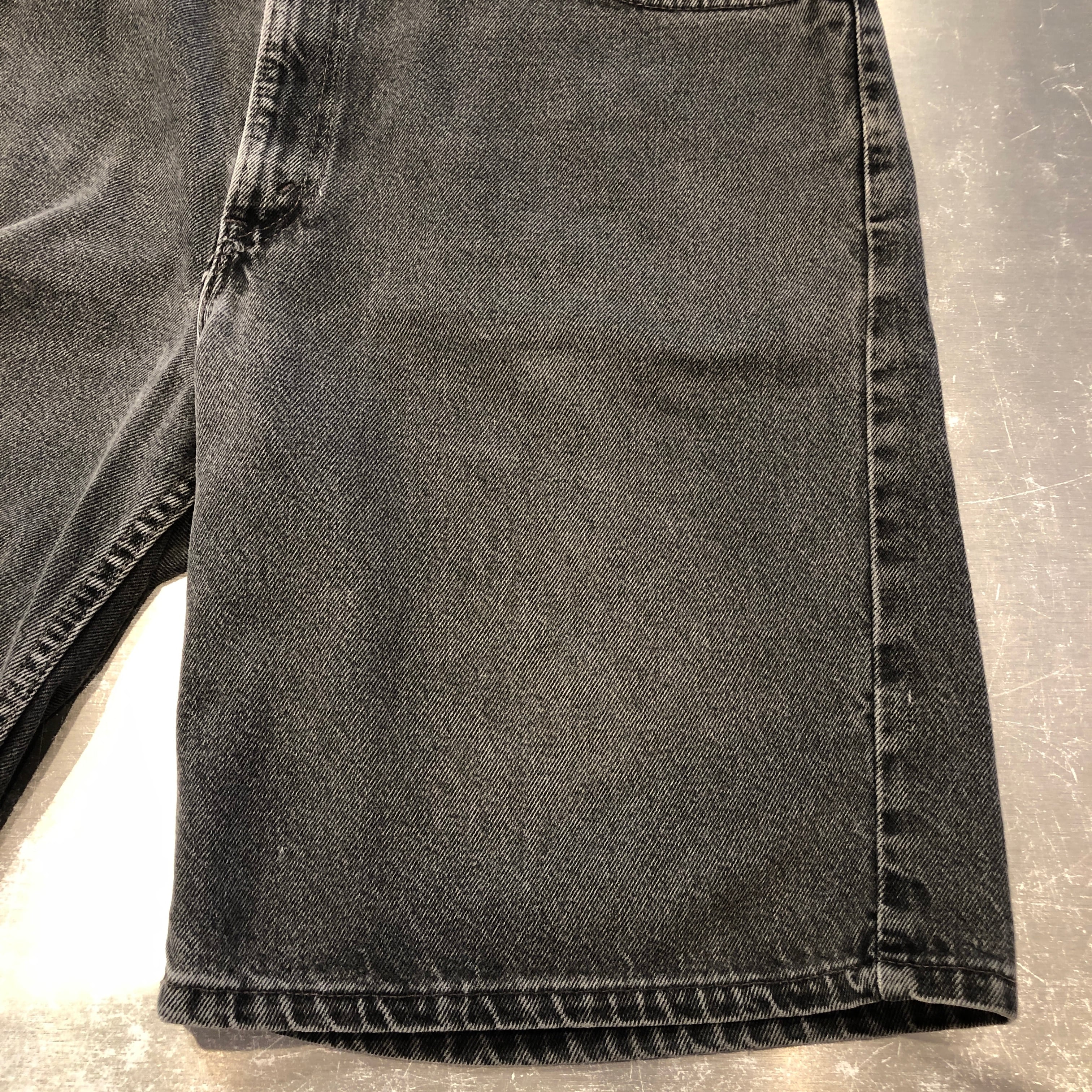 ビッグサイズ】LEVI'S 550 後染めBLACK SHORTS 
