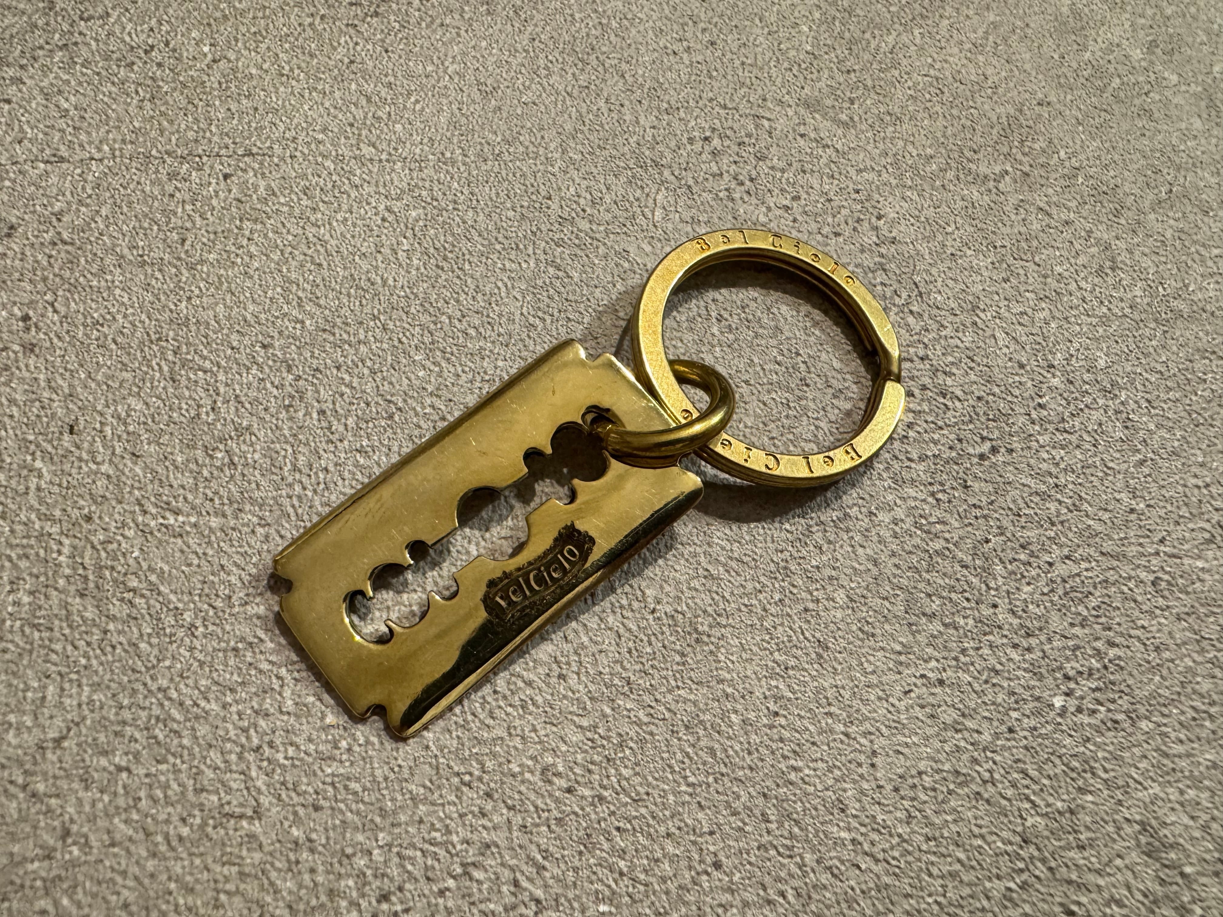 Bel Cielo 真鍮製 剃刀チャームキーホルダー | TSUGi -made & select-