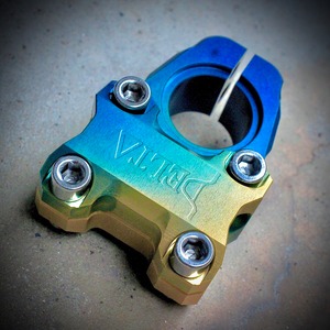 DELTΔ BMX TOP LOAD 40MM STEM【LIMITED】