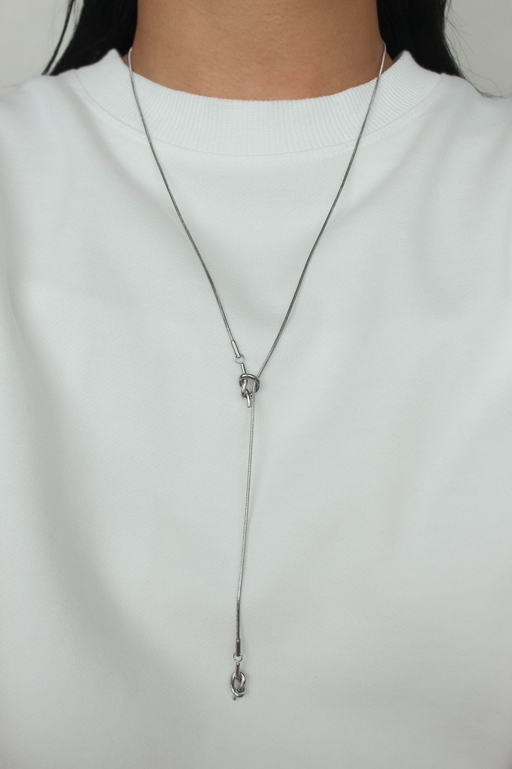 【最終値下げ】SINOONリボンベスト 購入時ノベルティネックレス付き NUMBERING - リボン ドローストリングネックレス - Ribbon