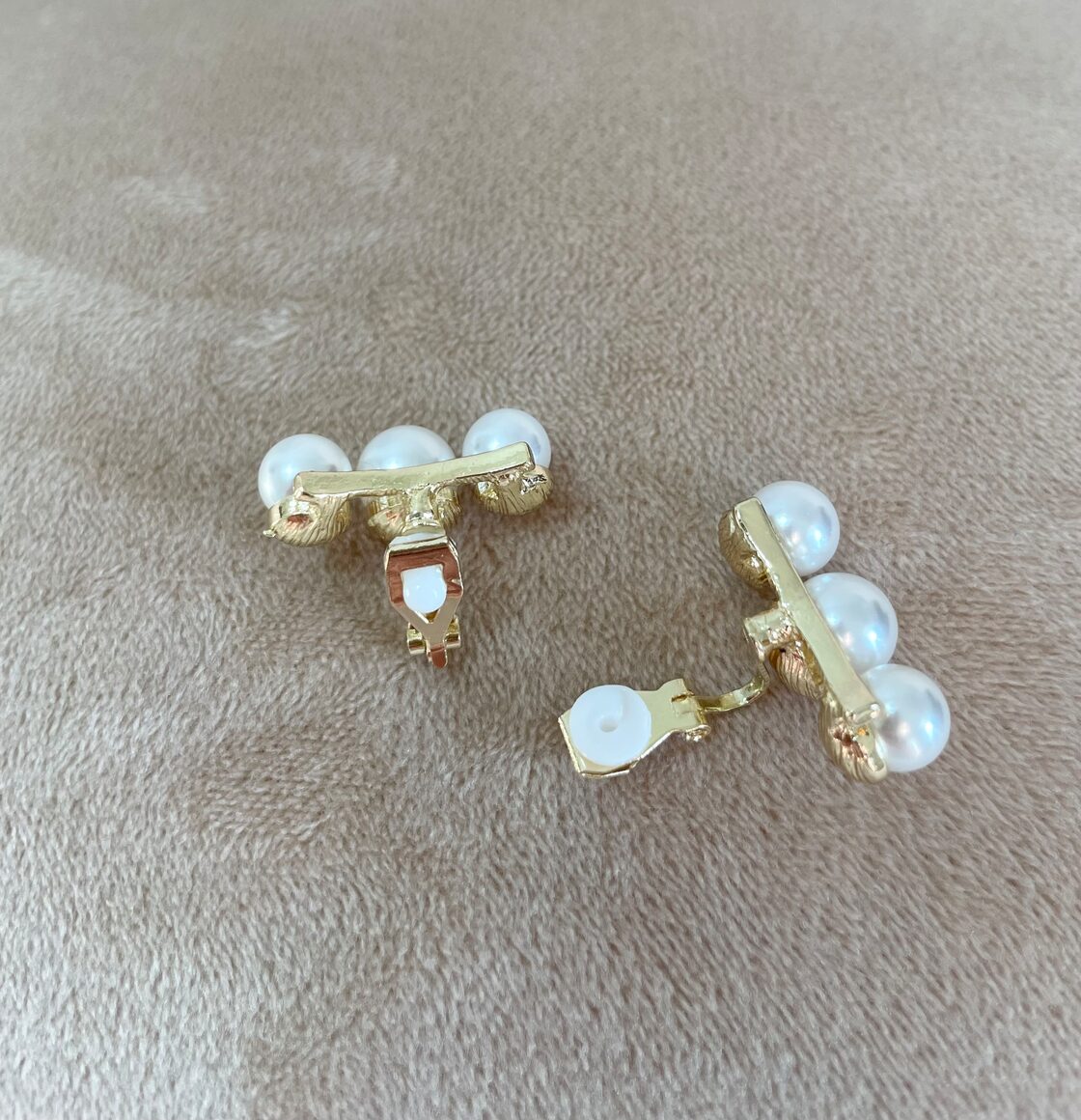 Triple Pearl pierce】トリプル・パールピアス | Pay ID