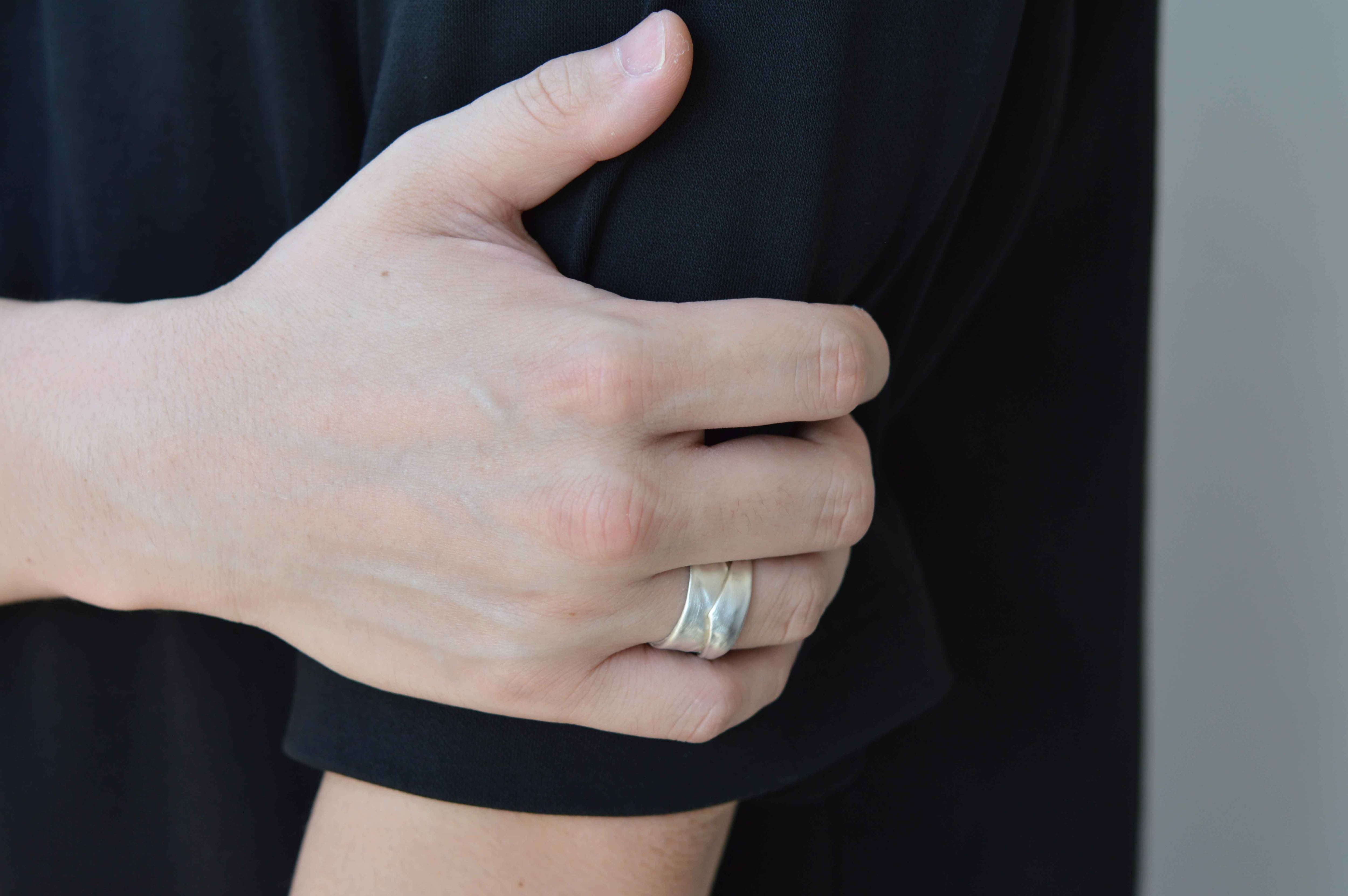 Nです　真珠と銀製のリング LUNAR COIN RING(2SR1513)SV925 リング｜スタージュエリー公式