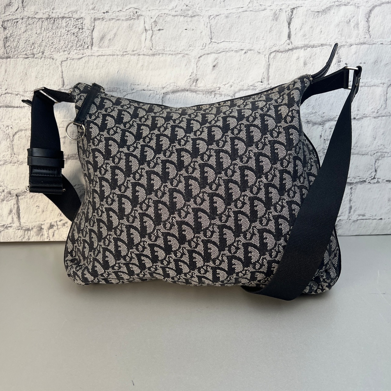 Diorクリスチャンディオールトロッター キャンバス ショルダーバッグ ブラック A-10363