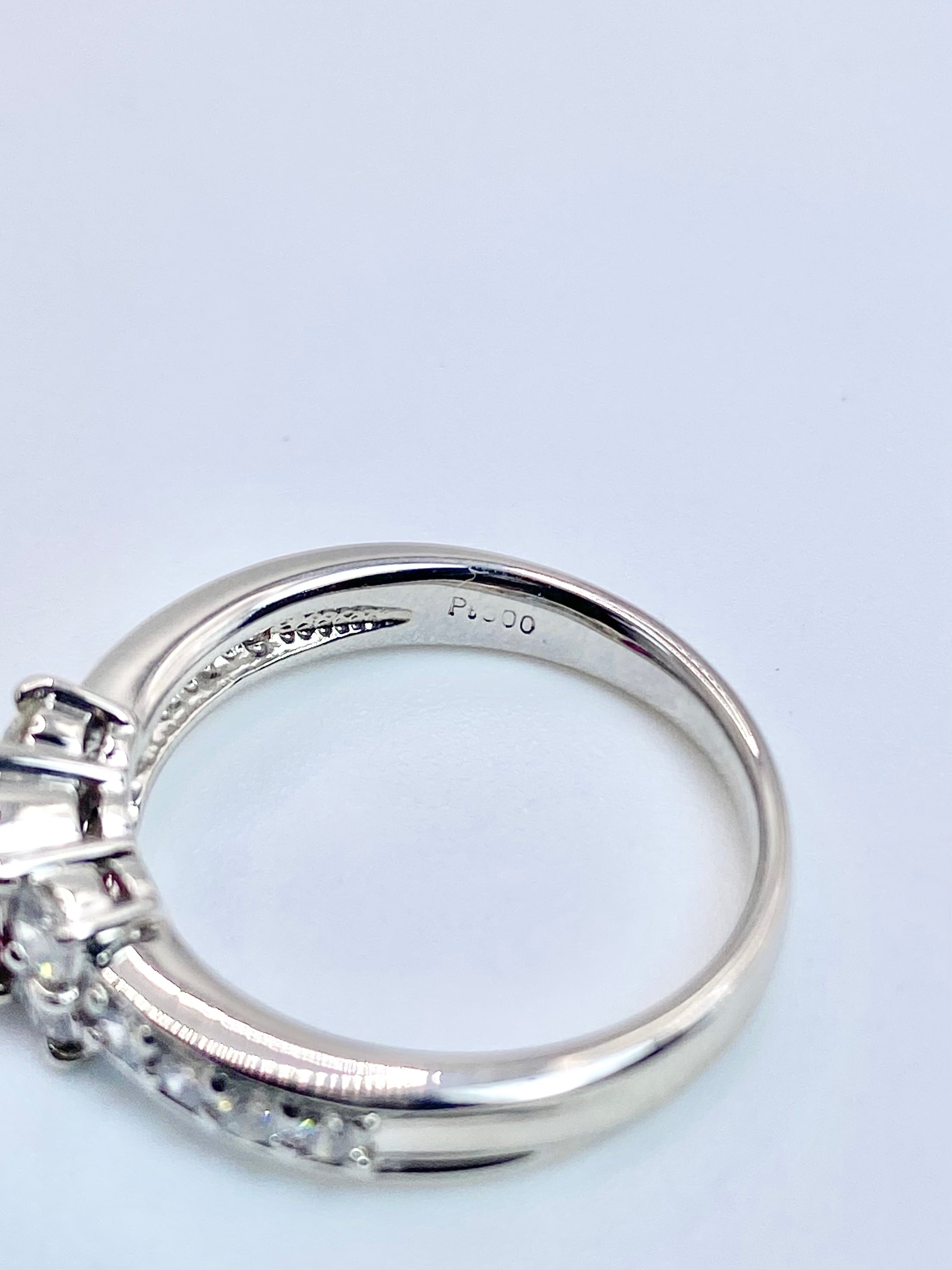 ルビー（キャッツアイ風）0.71ct / ダイヤモンド 計0.50ct Pt900