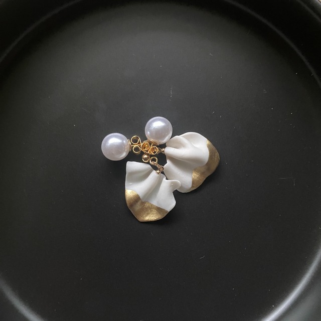 花びらシリーズ｜九谷磁器ピアス（ショート）