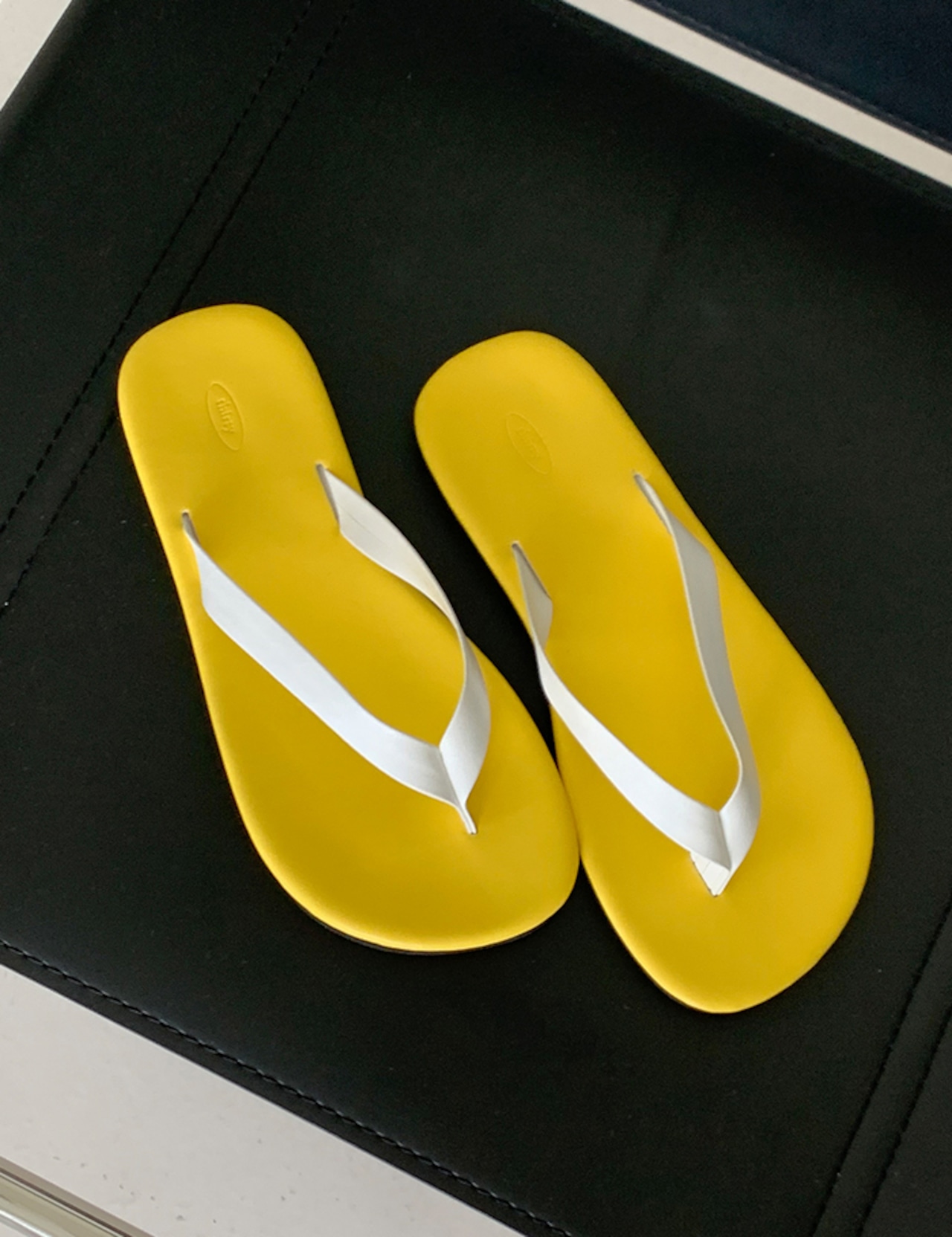 【新作５％OFF・3日間】牛革100％Strap Beach Sandal_5colors