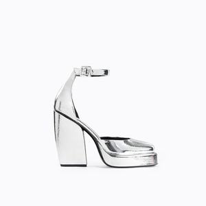 PIERRE HARDY　BIBA PUMPS　SILVER