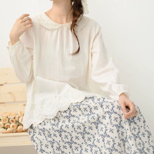 2色/裾カットワーク刺繍ブラウス ・12559