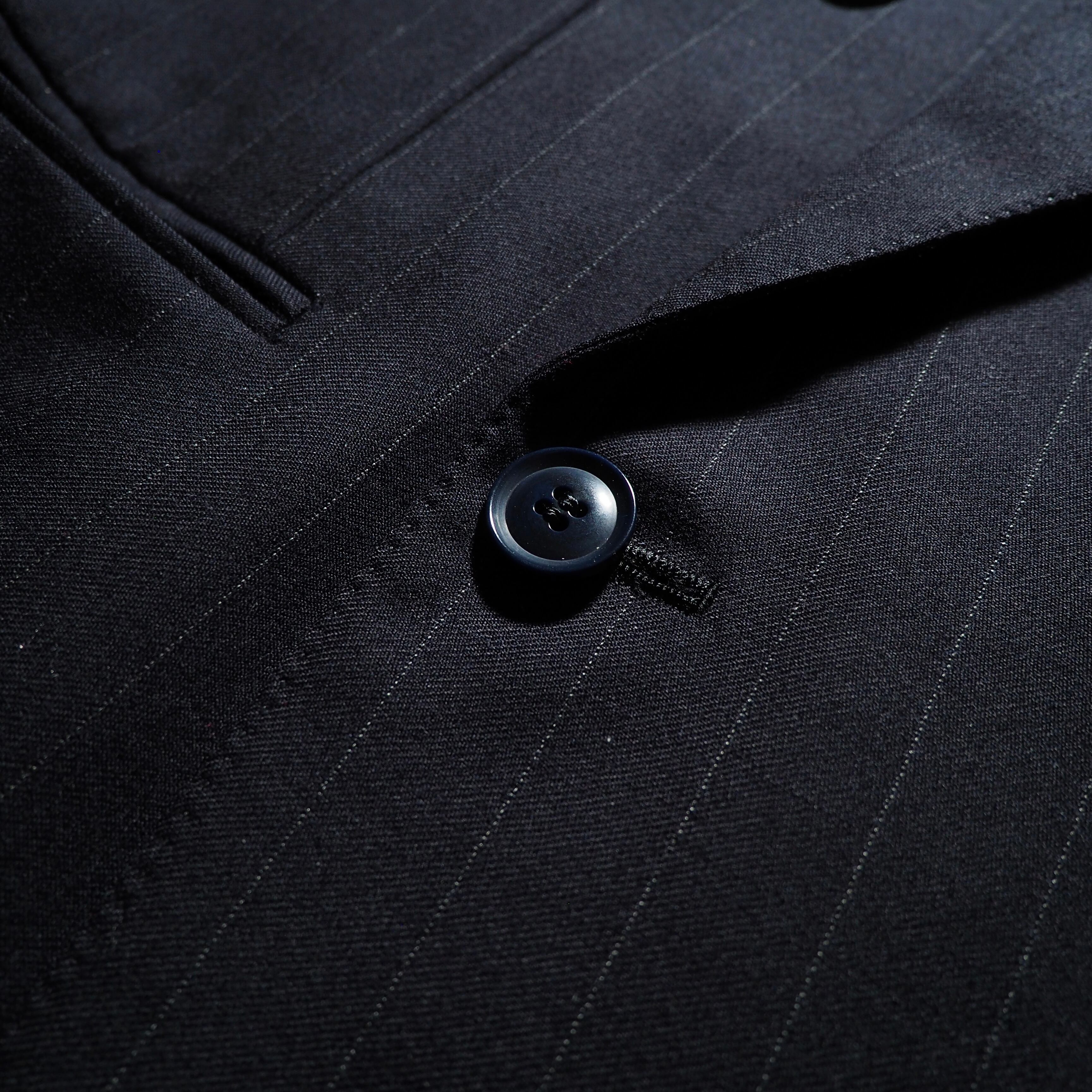 1980 - 90s Beautiful Black stripe vintage Double tailored jacket