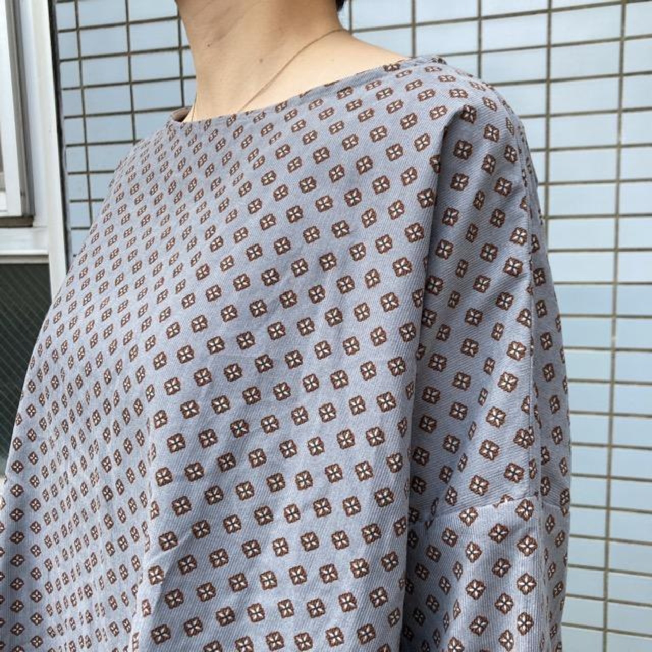ICHI（イチ）　小紋柄ブラウス　グレー