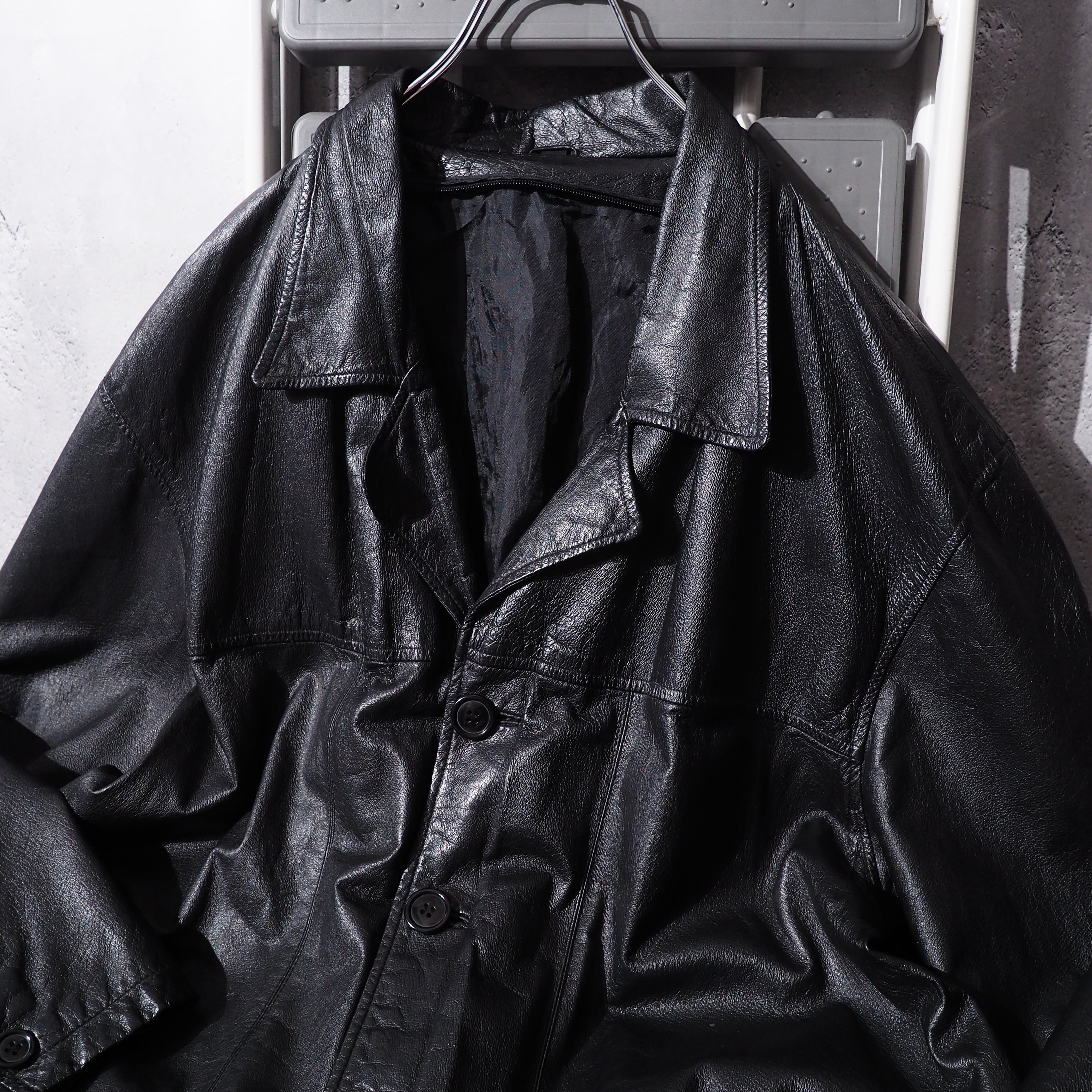 " Unknown " Black Over silhouette vintage leather jacket