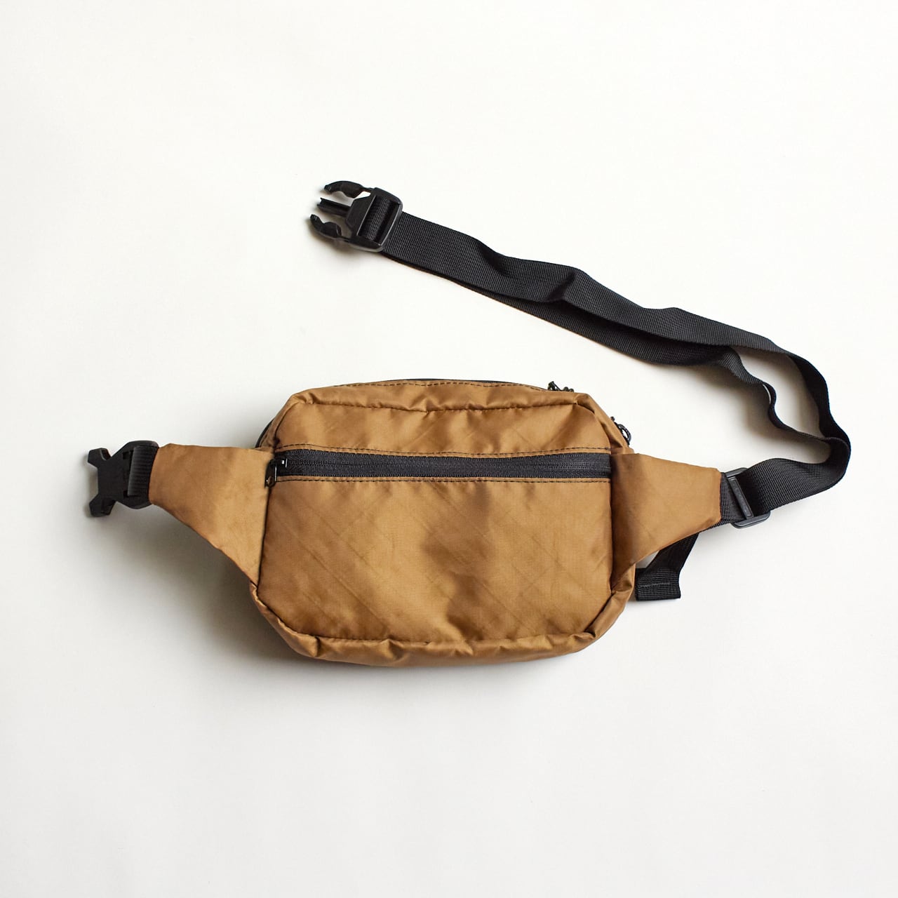 Flowfold（フローフォールド）Explorer Fanny Pack -CoyoteBrown