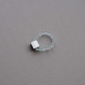 Tema’ Baco - Mizu “trapezoid-ring” SV ：Light Blue｜2025SS限定カラー（限定形状）／波の曲線×台形パーツ（Acrylic × SV925）