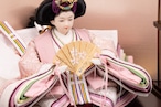№261-02 瑞雲正絹 二人飾り オーク塗 水引平台 桜色裏箔屏風 平飾りセット thumbnail 14