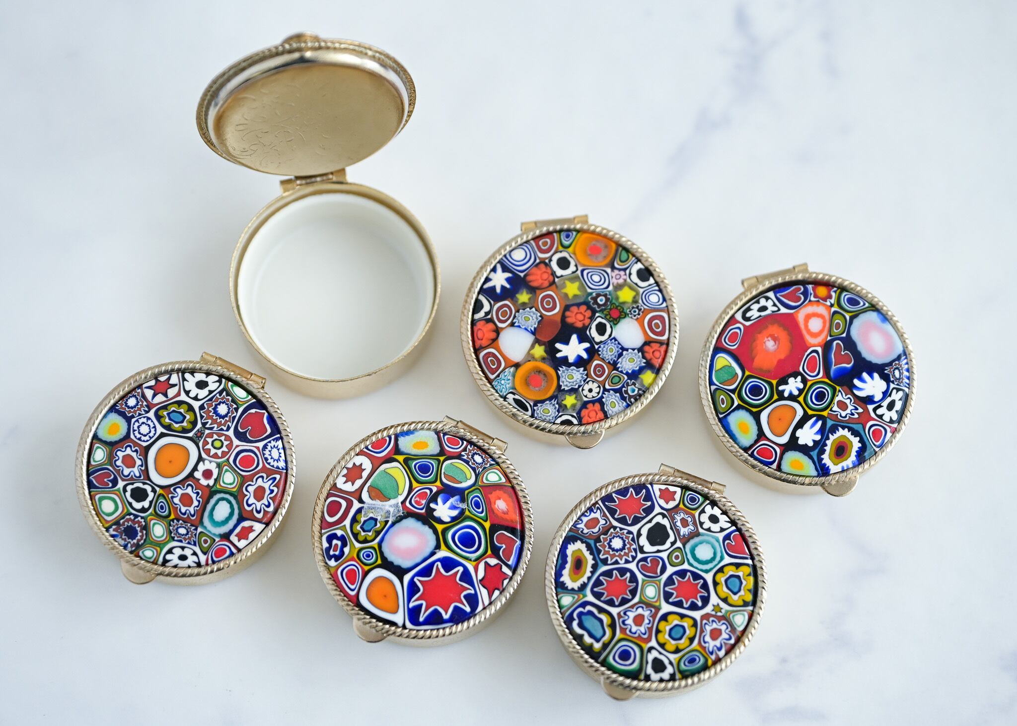 ビーズ入れにもおすすめ ミルフィオリ模様が可愛いベネチアンガラスの