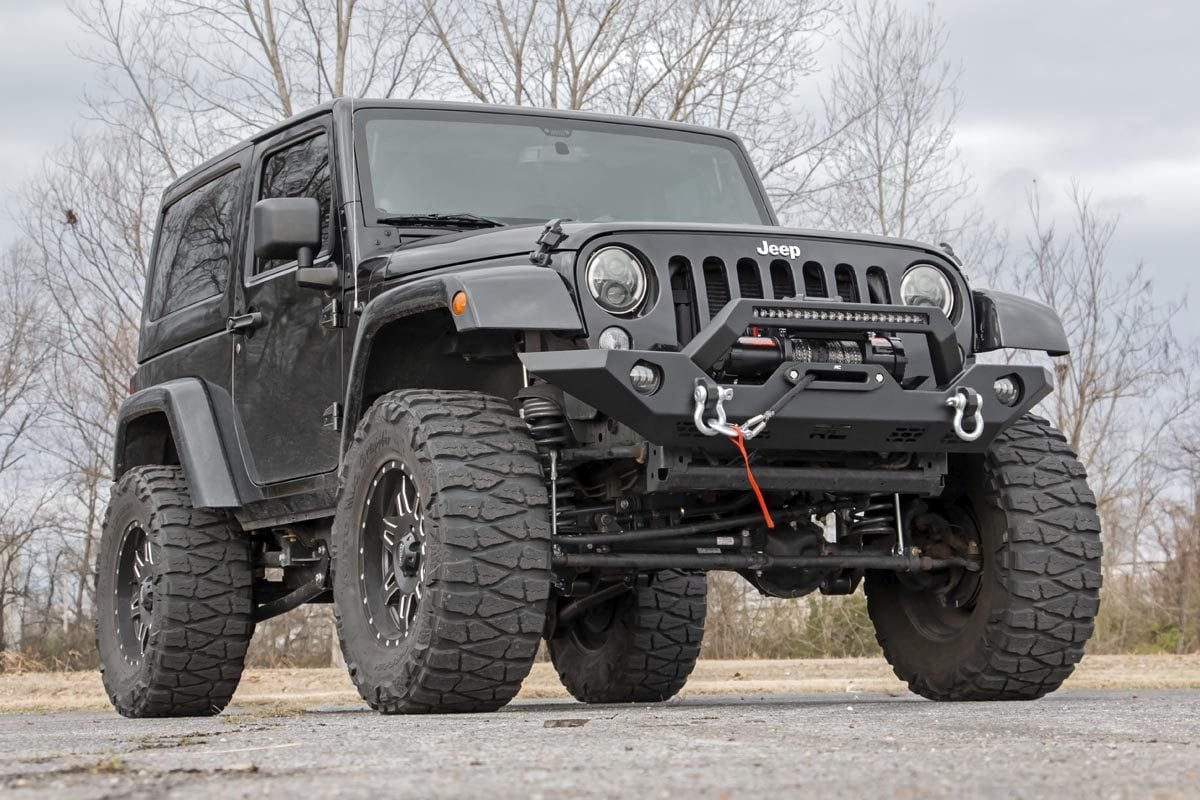 ROUGH COUNTRY LEDライトバー付きスポーツフロントウインチバンパー