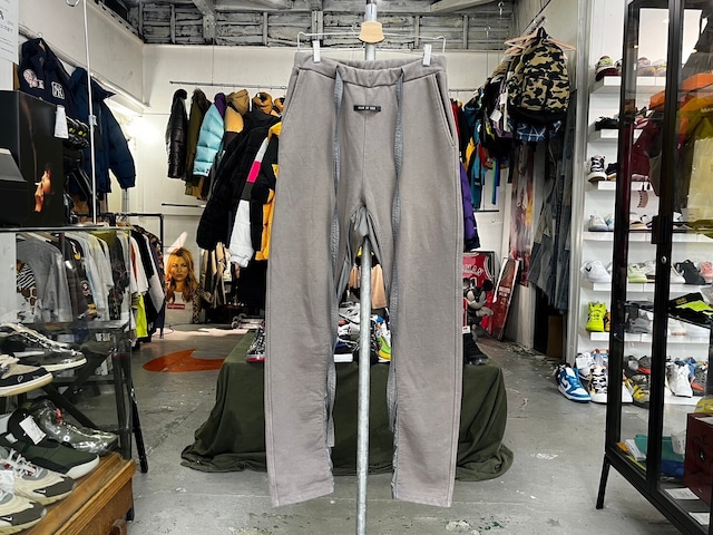 FEAR OF GOD SIXTH COLLECTION RELAX SWEAT PANT GOD GREY SMALL 54700