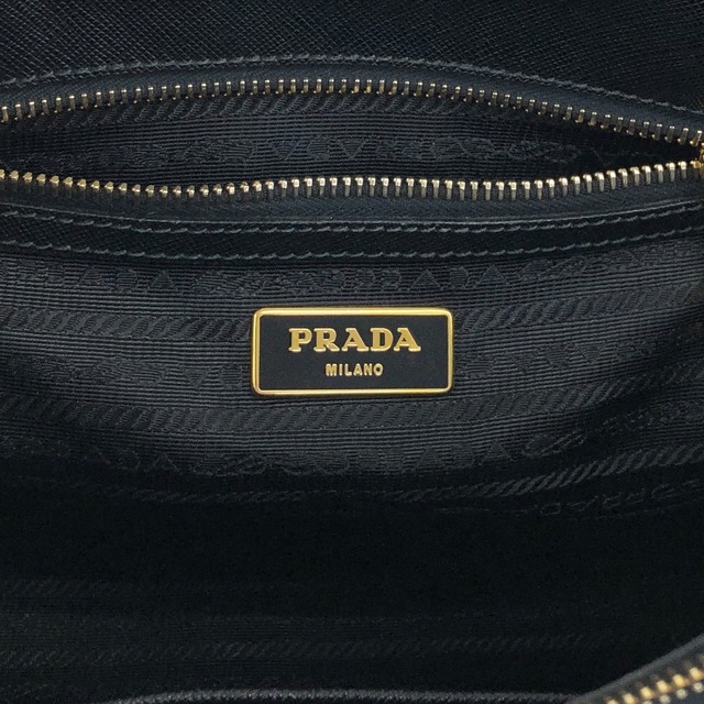 PRADA プラダ ショルダーバッグ ブラック トライアングルロゴ レザー 2WAY vintage ヴィンテージ オールド 2yvtdu