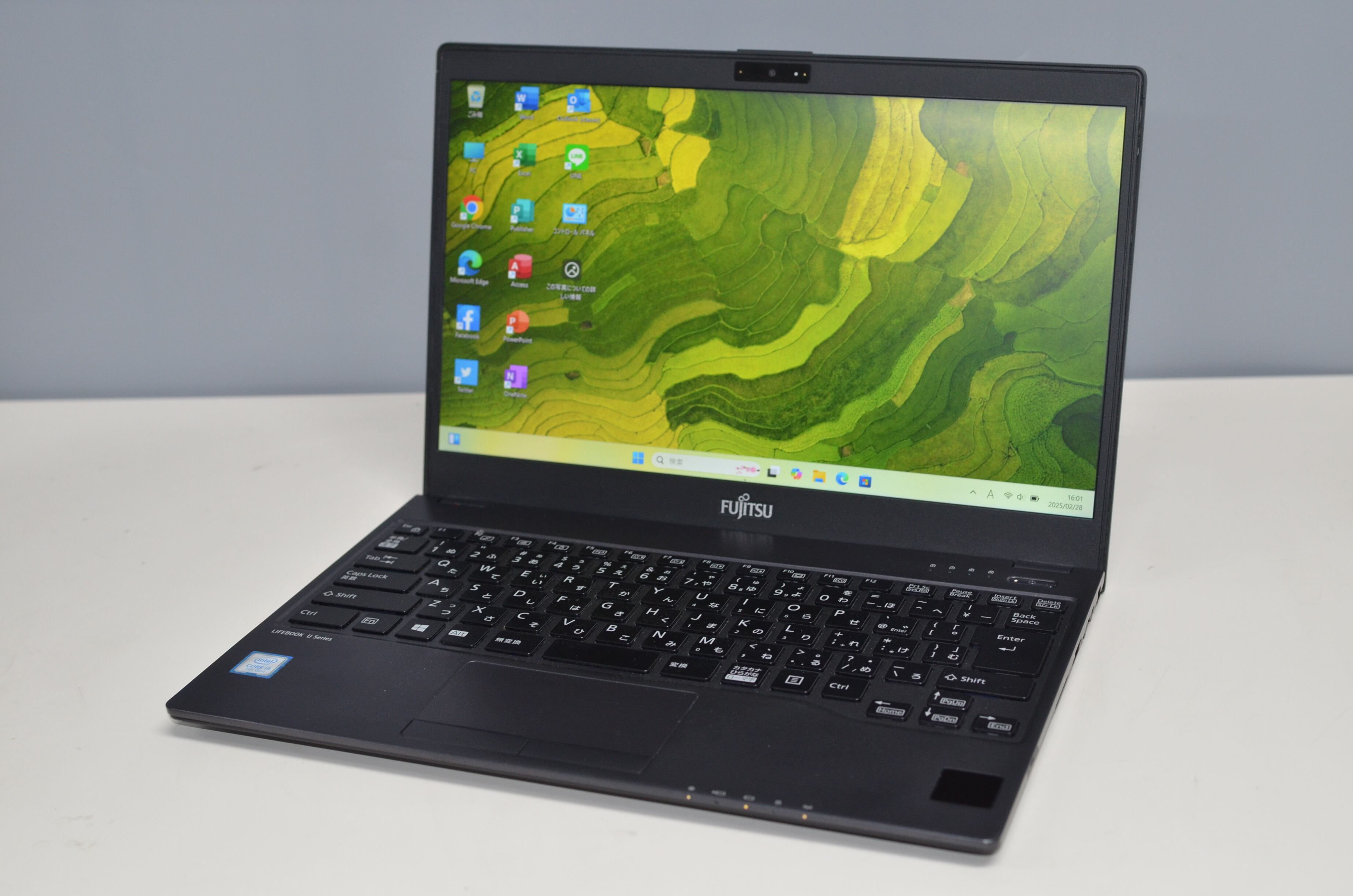 MacBook Pro（13インチ,2017,Thunderbolt 3ポートx 4）256GB/8GB