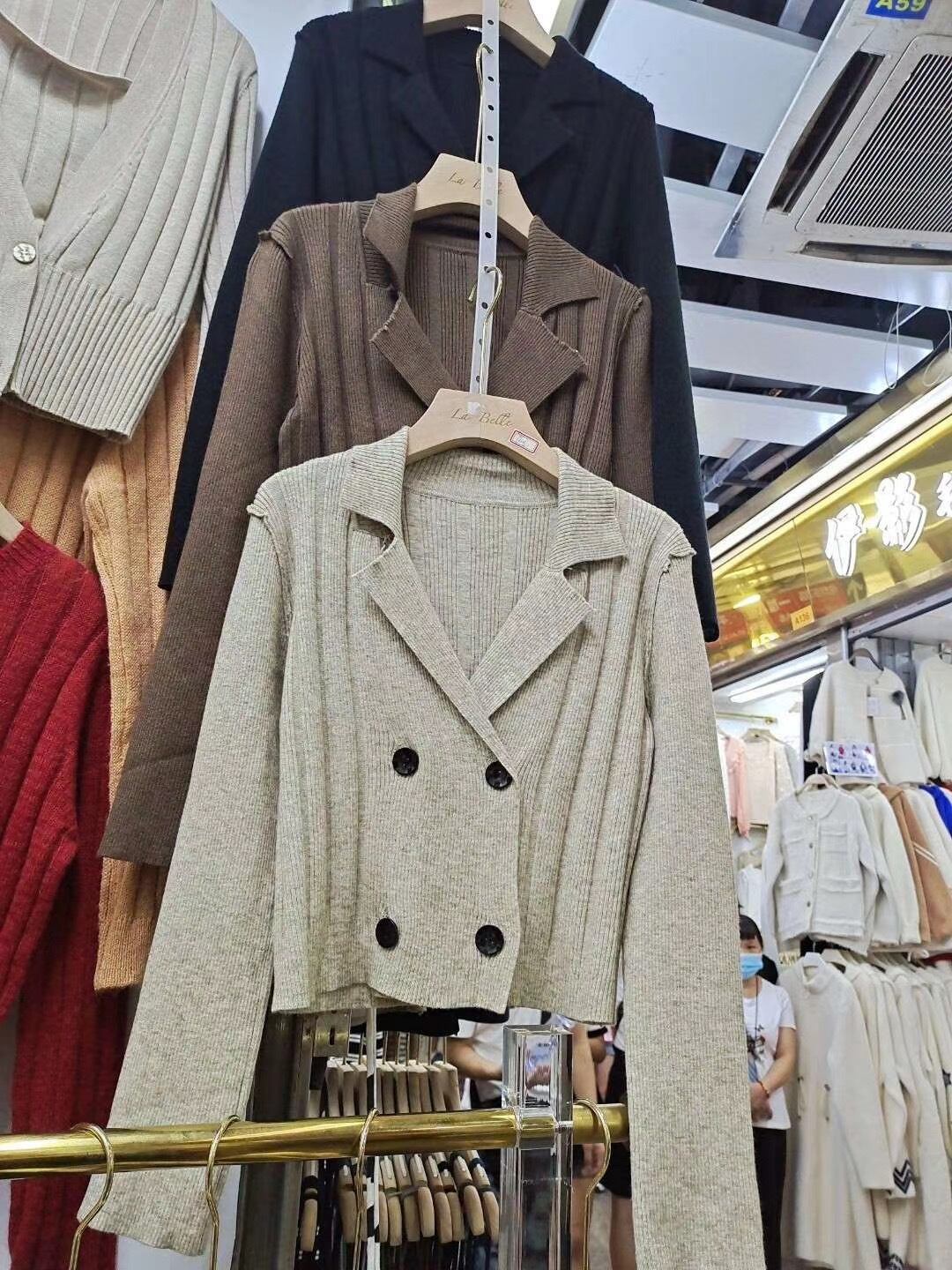 ノッチドラペルカラートップス