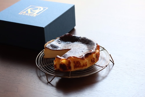 【冷凍】北海道森町みよいかぼちゃのバスクチーズケーキ5号（15cm）