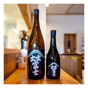 出雲富士　特別純米「黒ラベル」1800ml