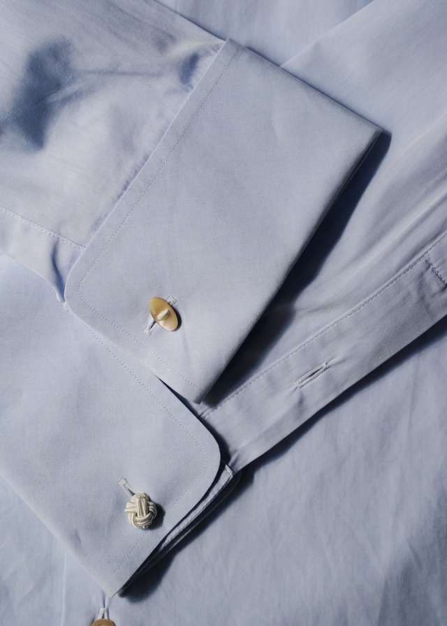 GUCCI wide collar silk knot double cuff cotton shirt