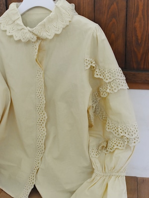cotton lace blouse（yellow beige）