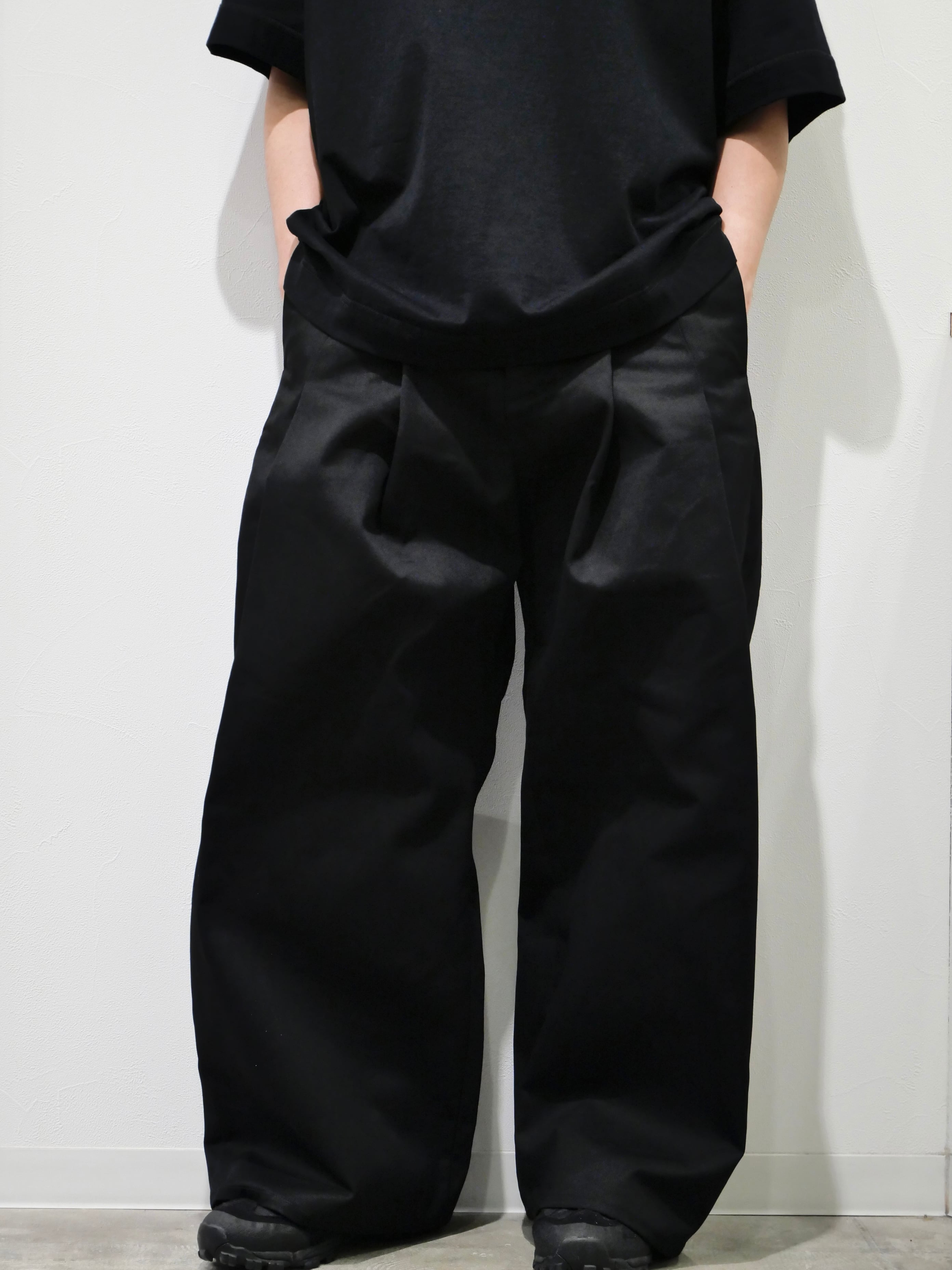 SHINYAKOZUKA BAGGY WITH DICKIES (ISSUE#8) | CONSTRUCT1