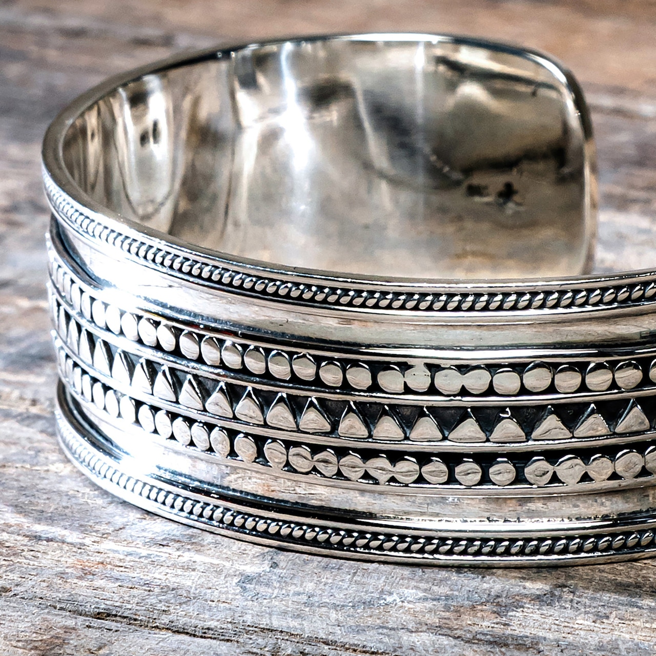 Armadilo Tri Bangle