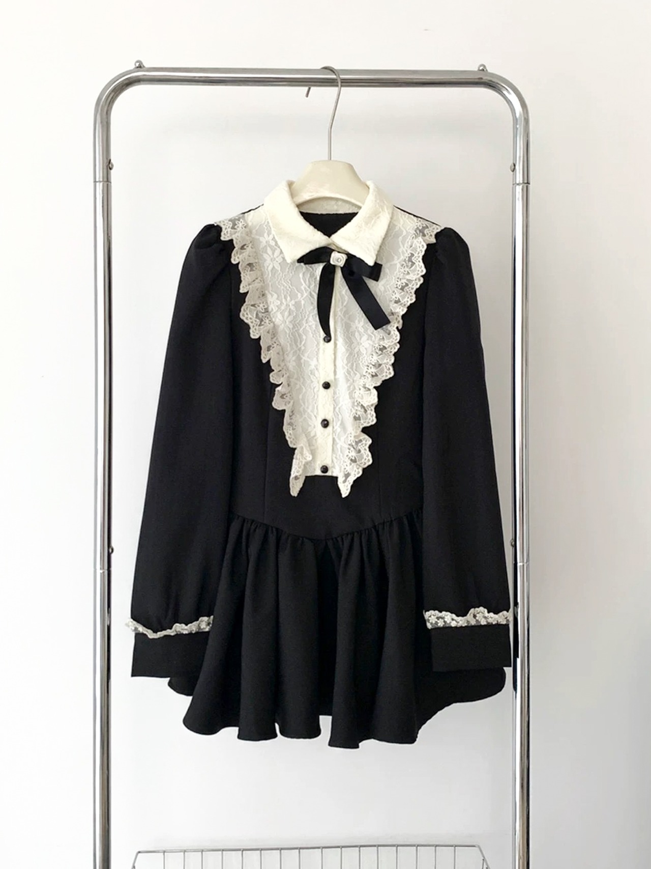 classical lace ribbon dress LK1900