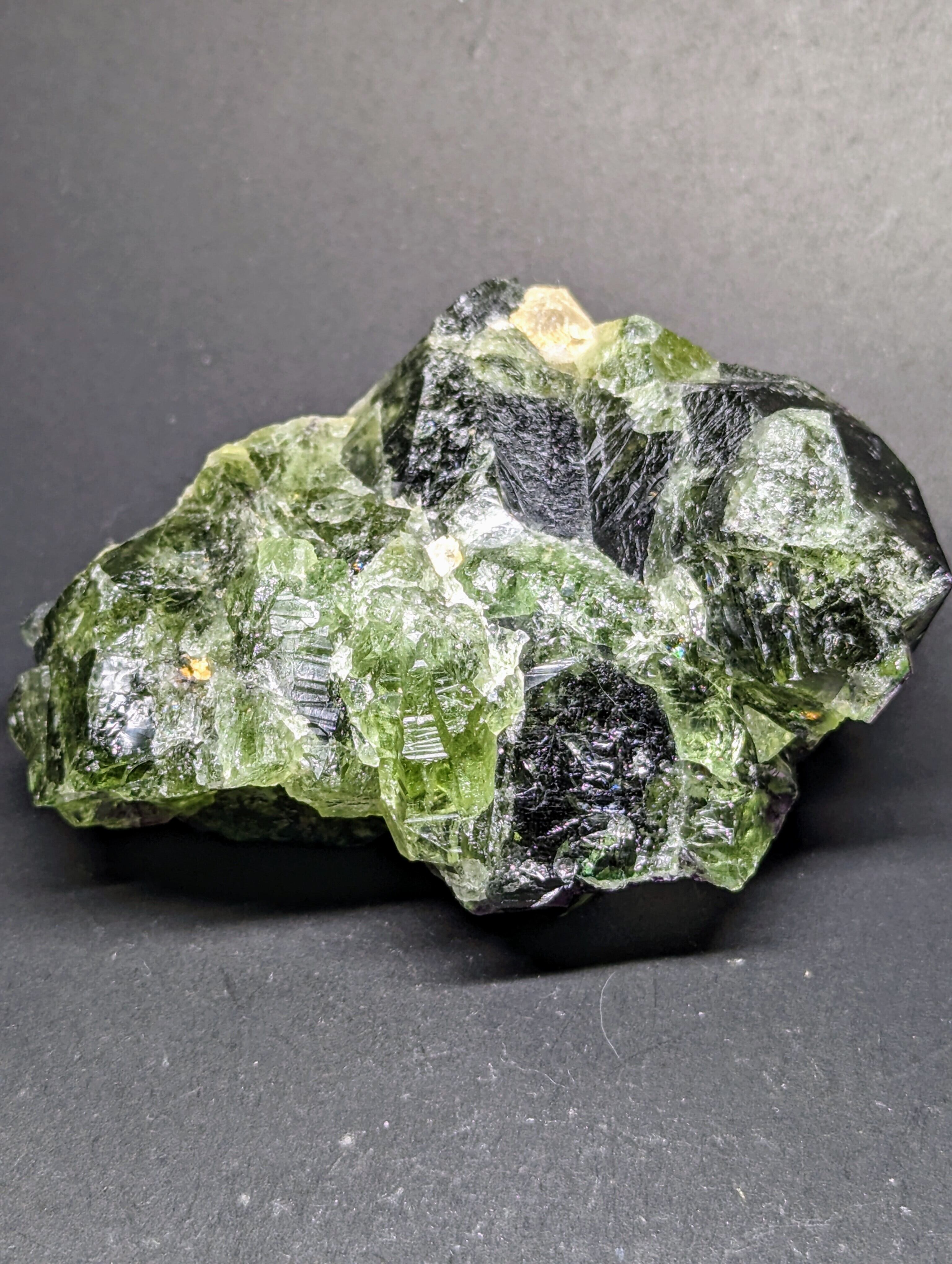 希少色/大型結晶】オコルスフローライト Okorusu mine, Namibia R5 