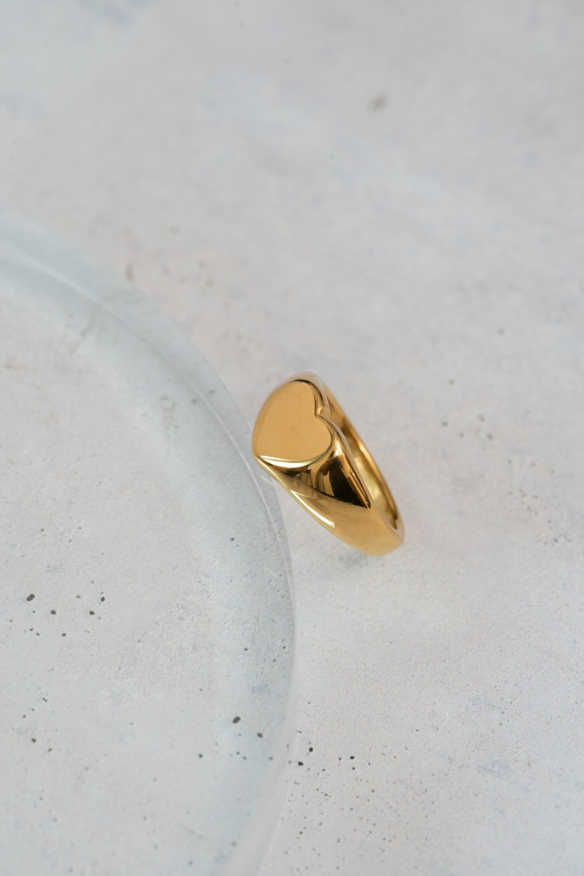heart signet ring | 金属アレルギー対応のアクセサリー crea.jewelry