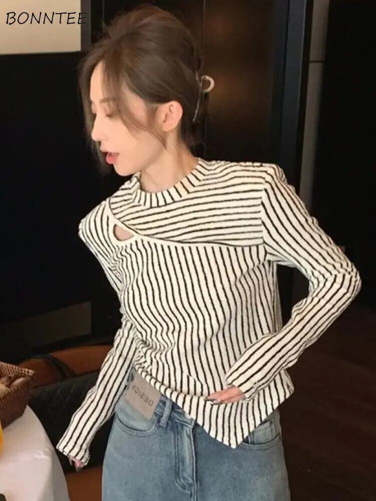 【新作】【送料無料】 Tシャツ女性中空アウトセクシーな居心地の良いモダンなトレンディな柔らかいトリミングされた繊細な新しいストライプクラシックベーシックトップスオールマッチ韓国スタイル 0238242323819