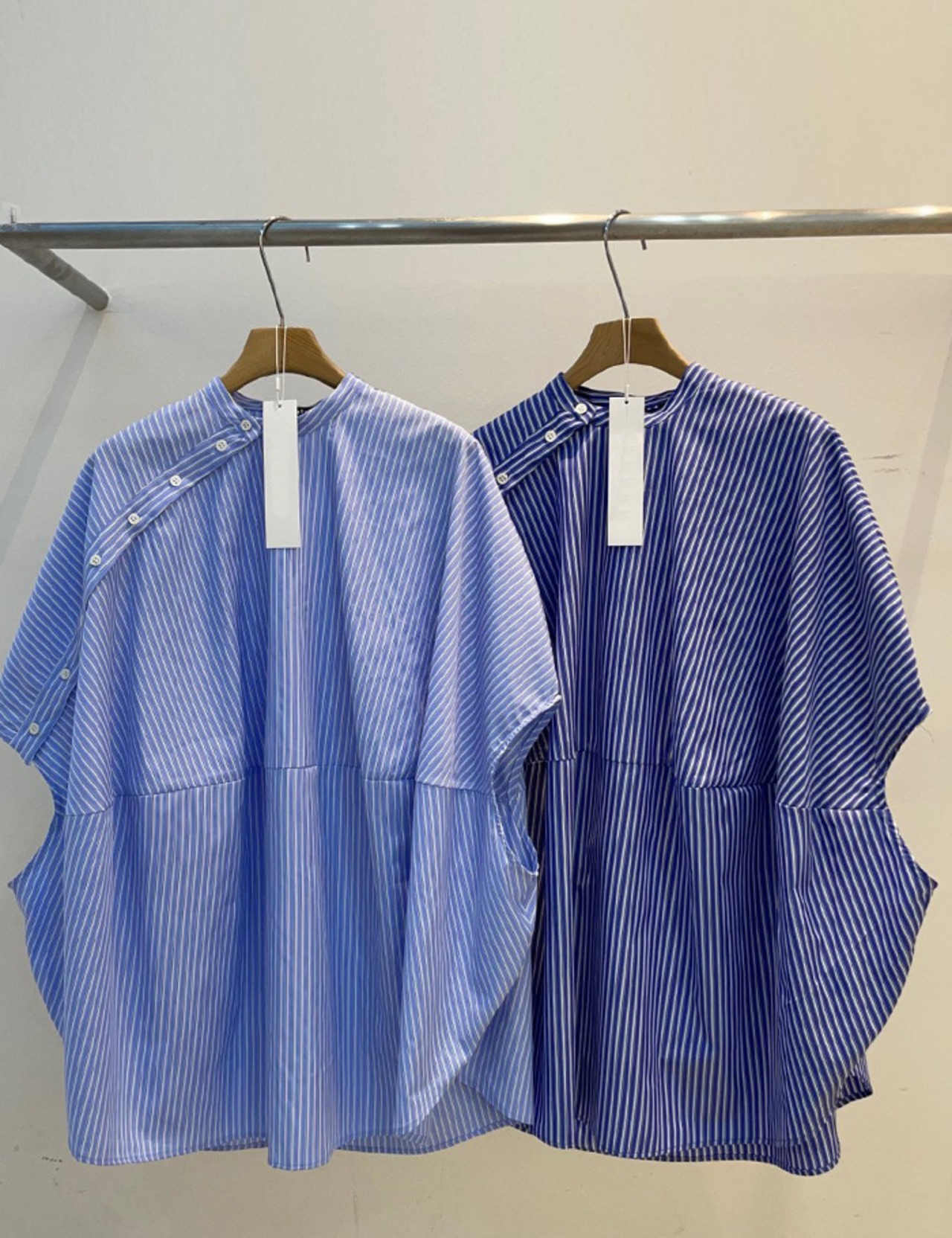 【新作5%OFF・3日間】Slash-line Button Stripe Shirts_2colors