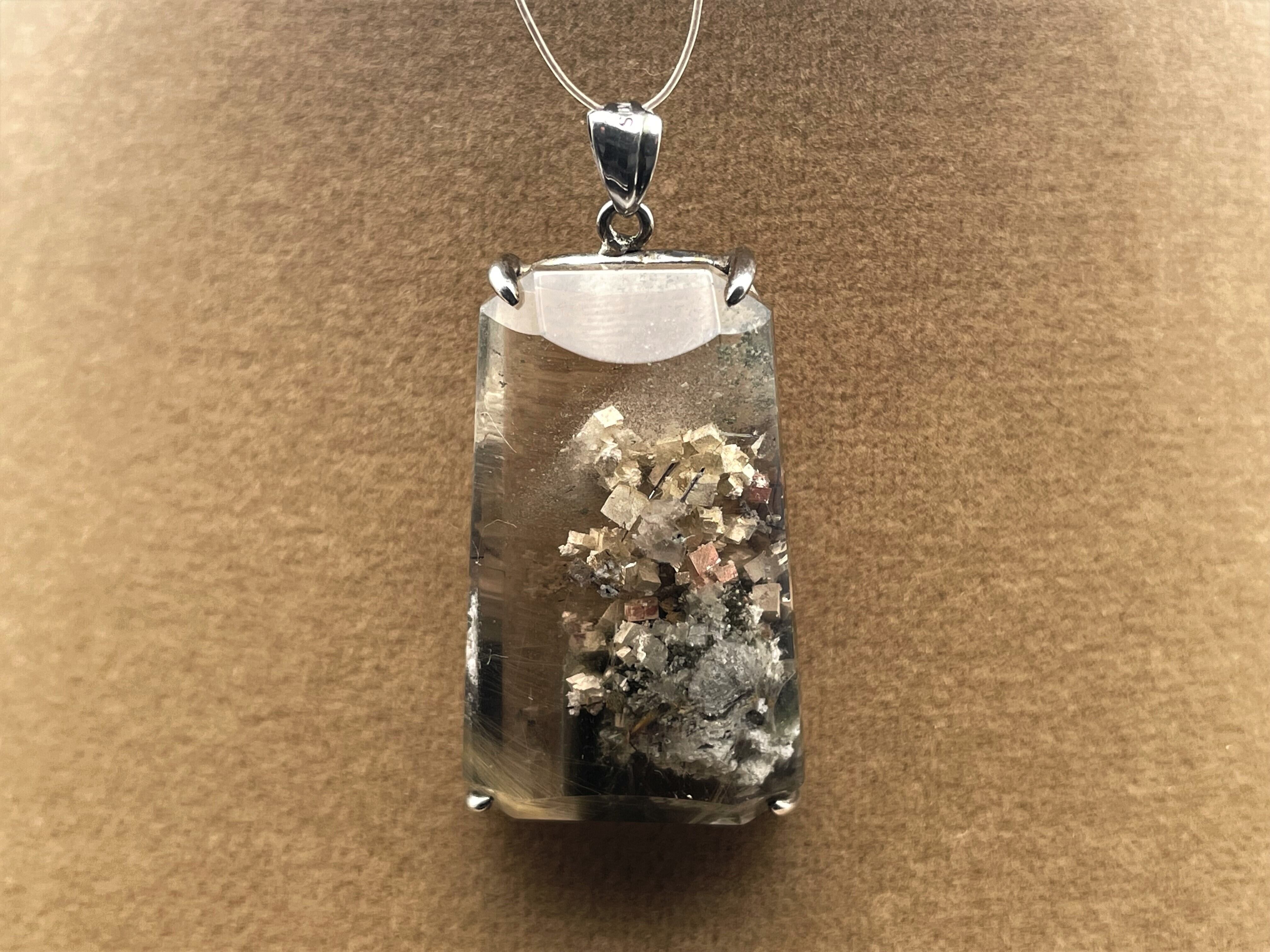 シルバー925ペンダントトップ（ガーデンルチルクォーツ）