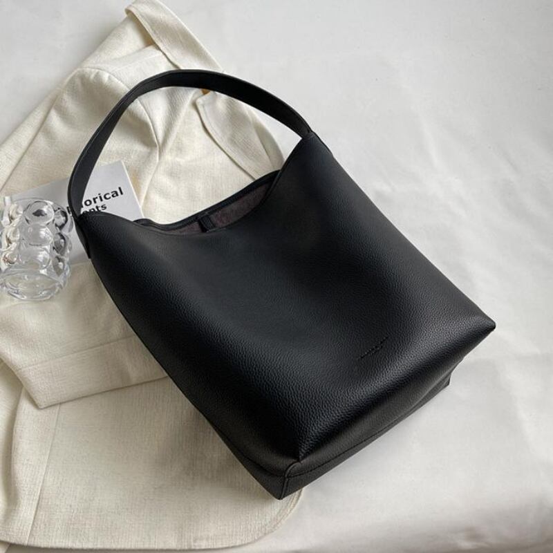 ワンハンドル大容量バッグ E00221