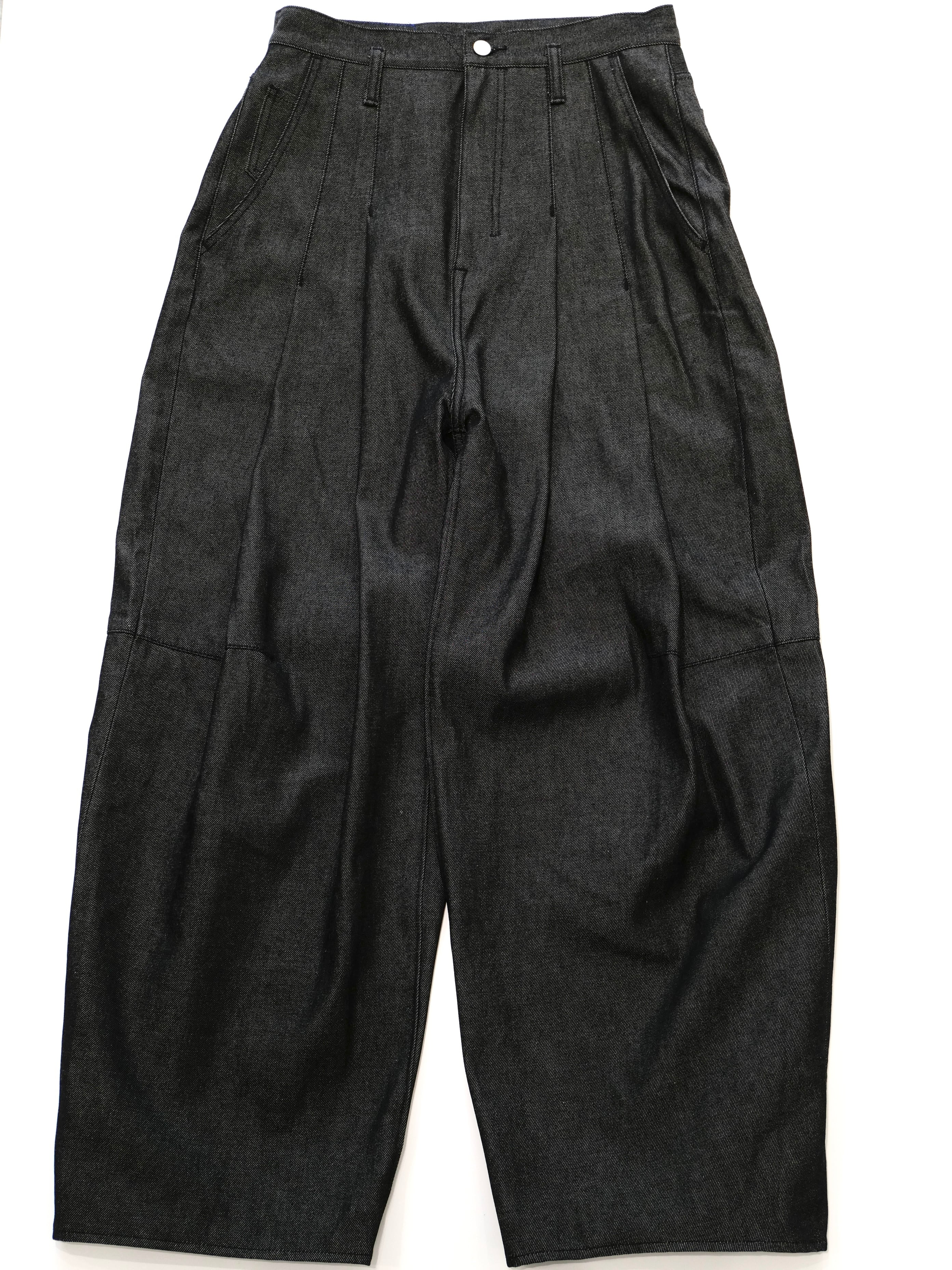 SHINYAKOZUKA SCOTTISH WITH DICKIES (ISSUE#8) | CONSTRUCT1