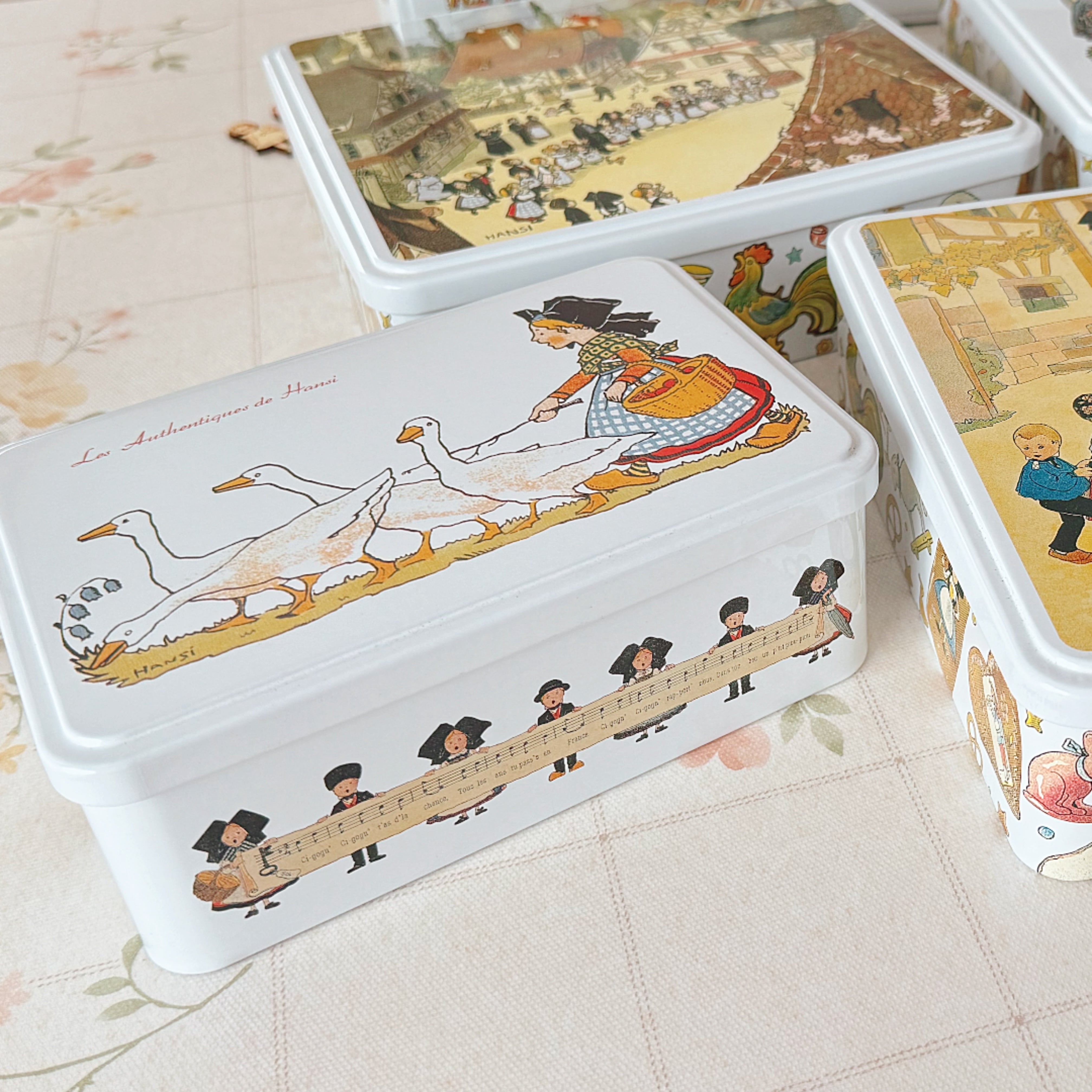 フランスの絵本みたいなTIN缶 長方形 全4種☆Hansi アルザス ブリキ缶