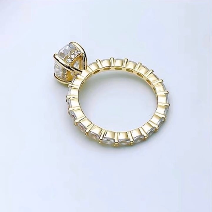 オーバル ゴールド 高炭素ダイヤモンド キラキラ ゴージャス