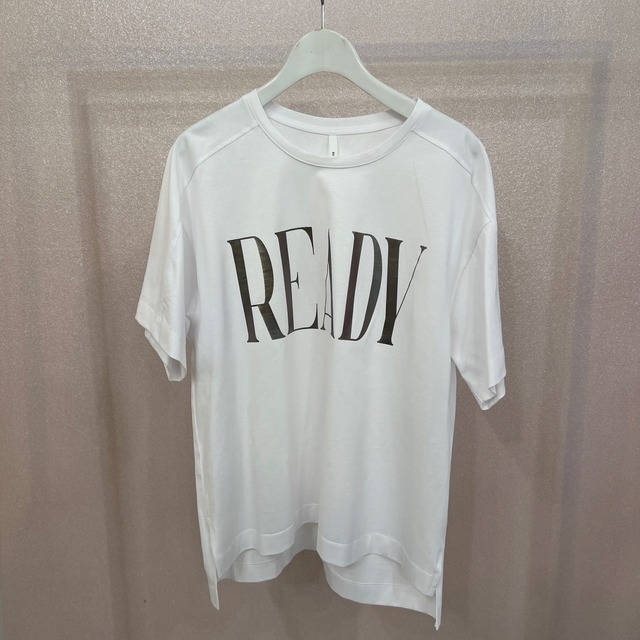 デイニテコリエ 　箔ロゴプリントT